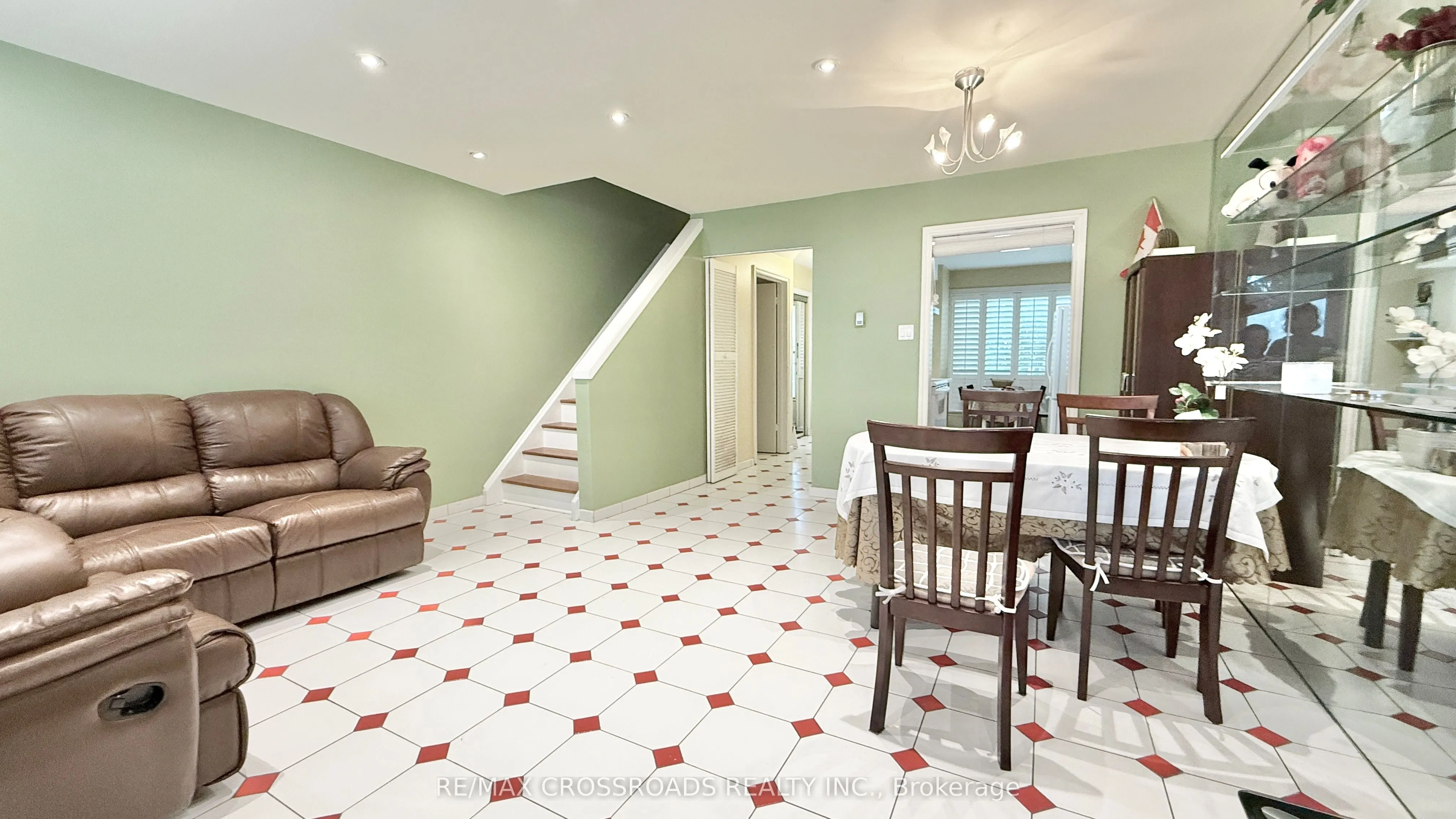 91 Rameau Drive #10