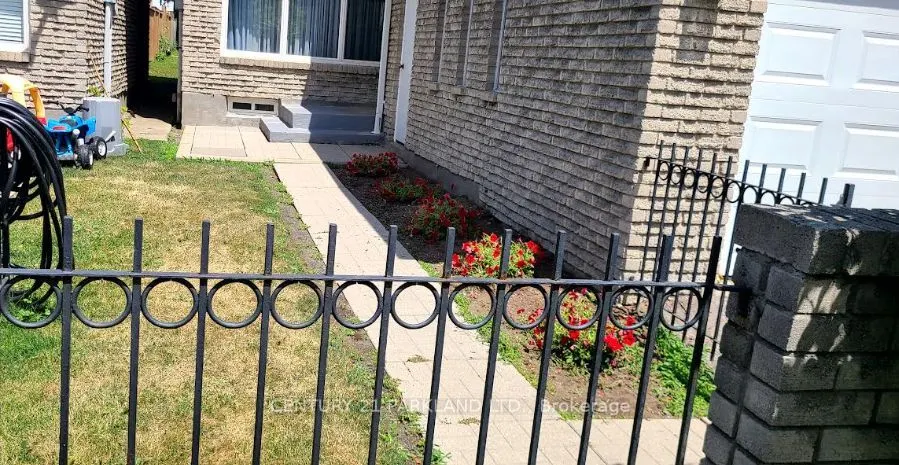 42 Antibes Drive, #42