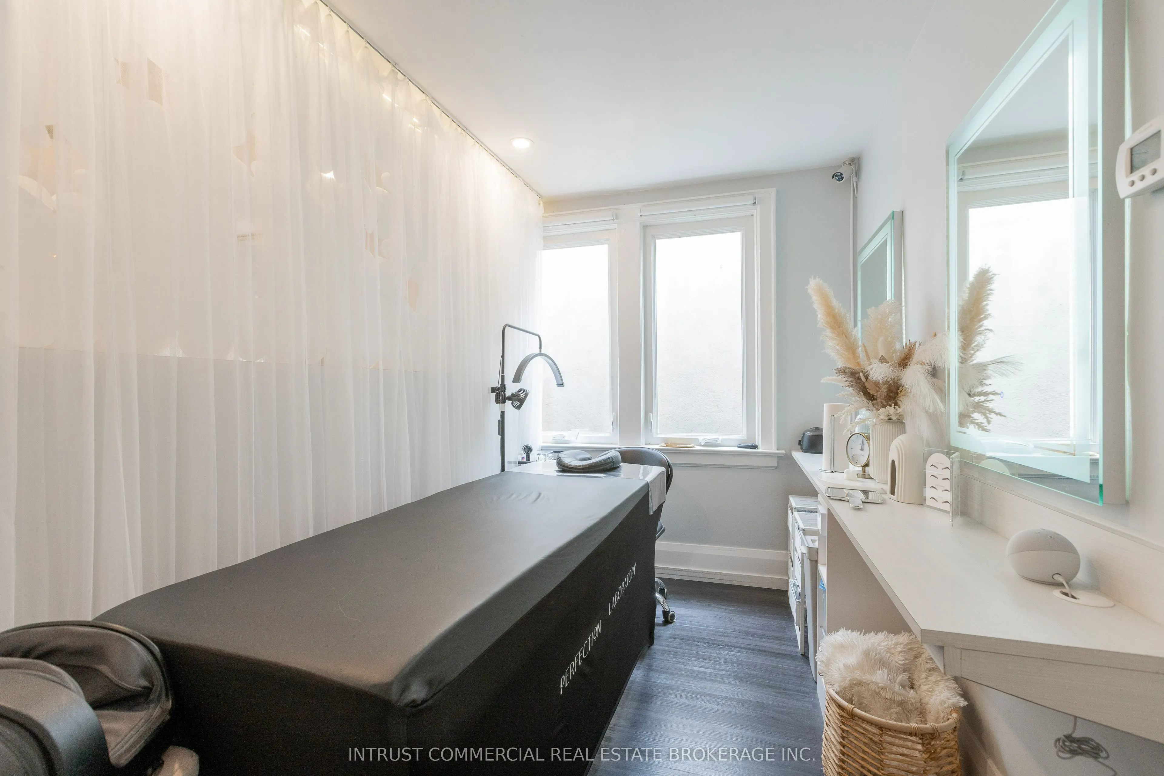 3248 Yonge Street