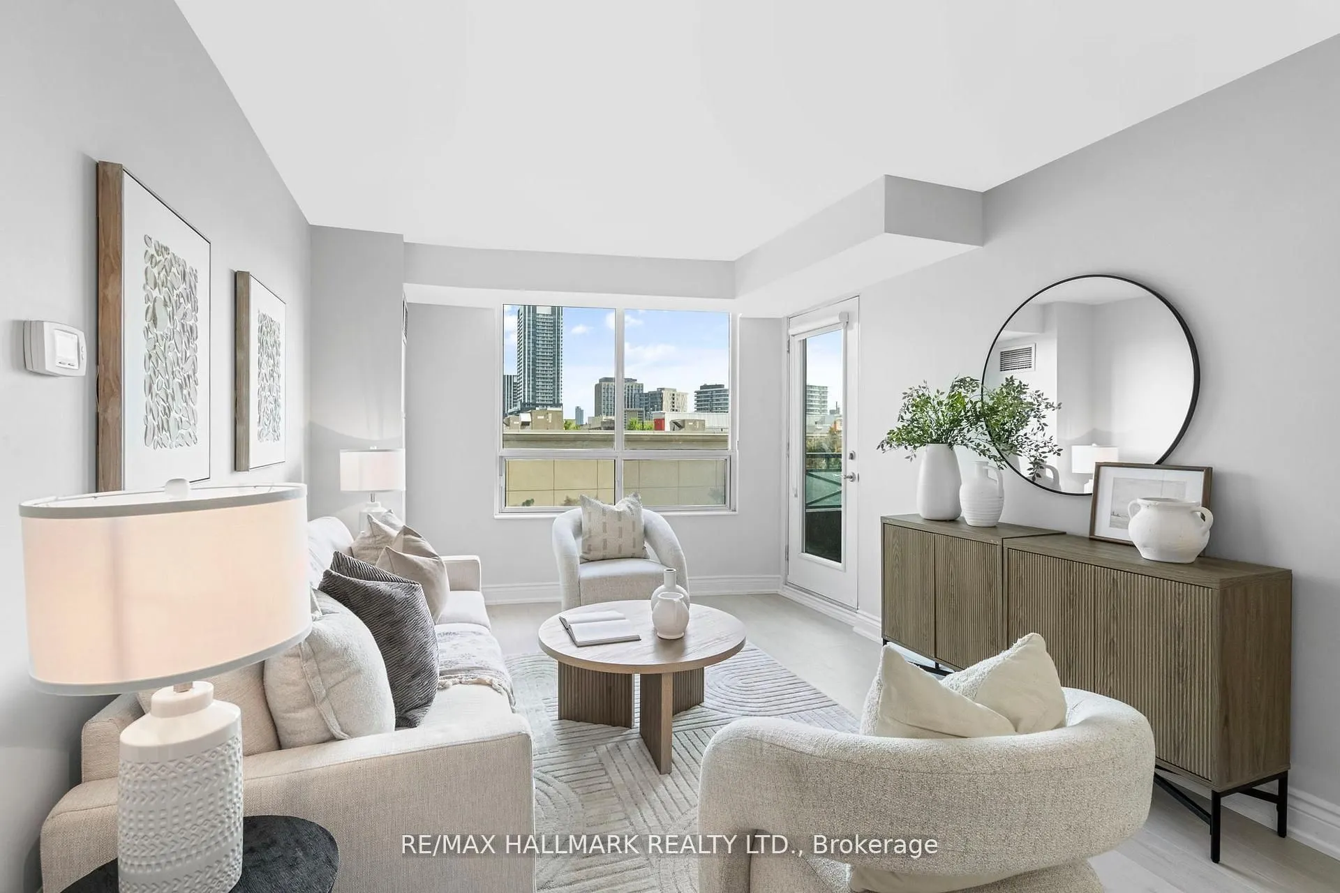 205 The Donway W, #328