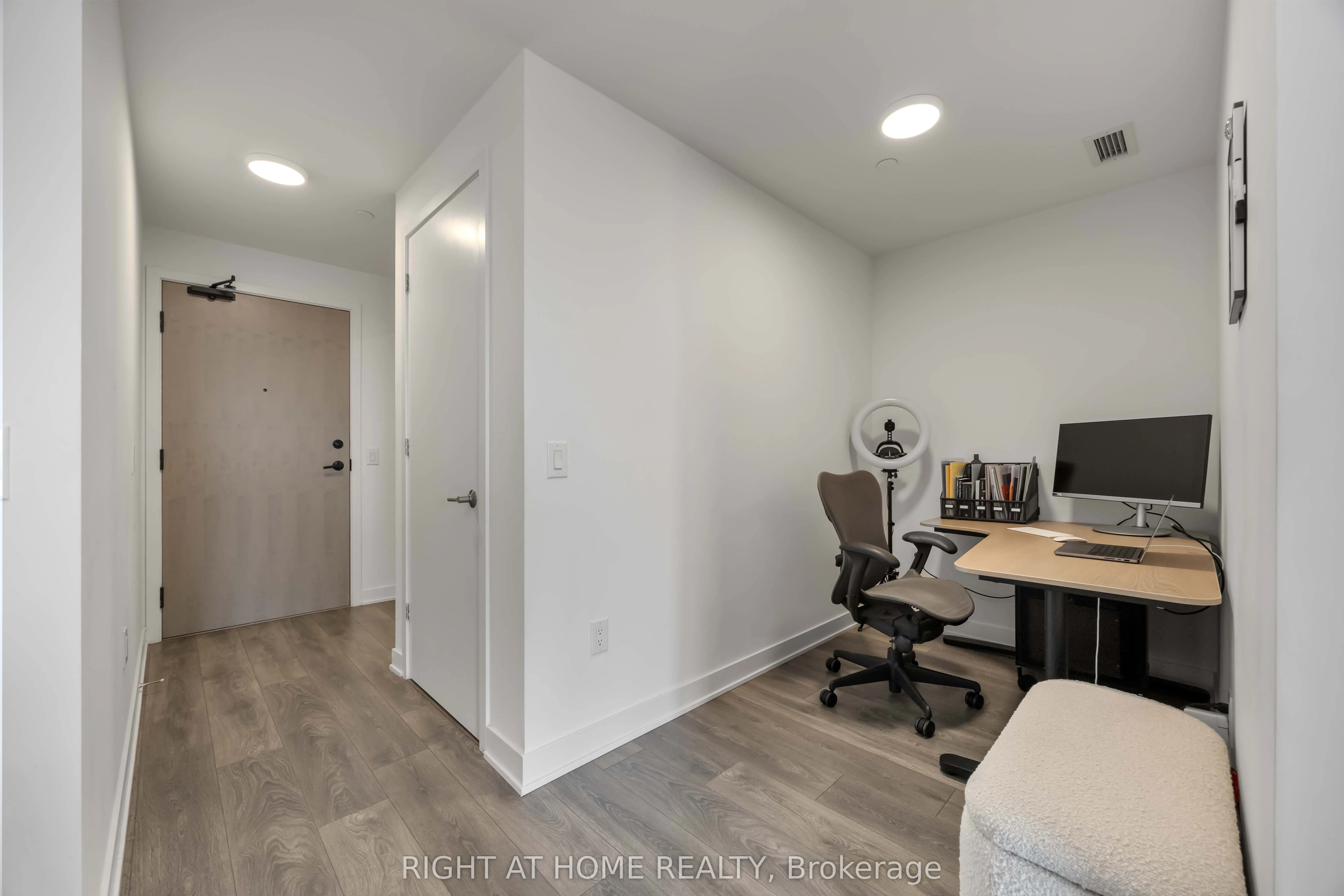 130 River Street, #601