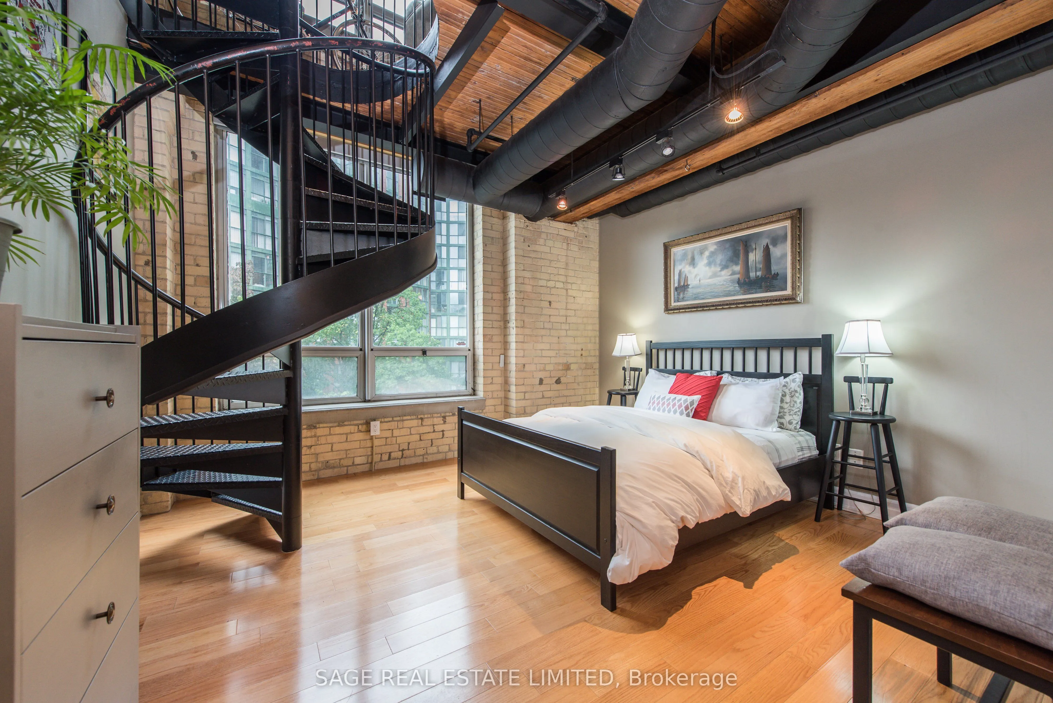 781 King Street W, #504