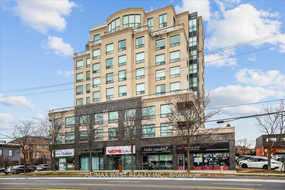 1 Hycrest Avenue #203