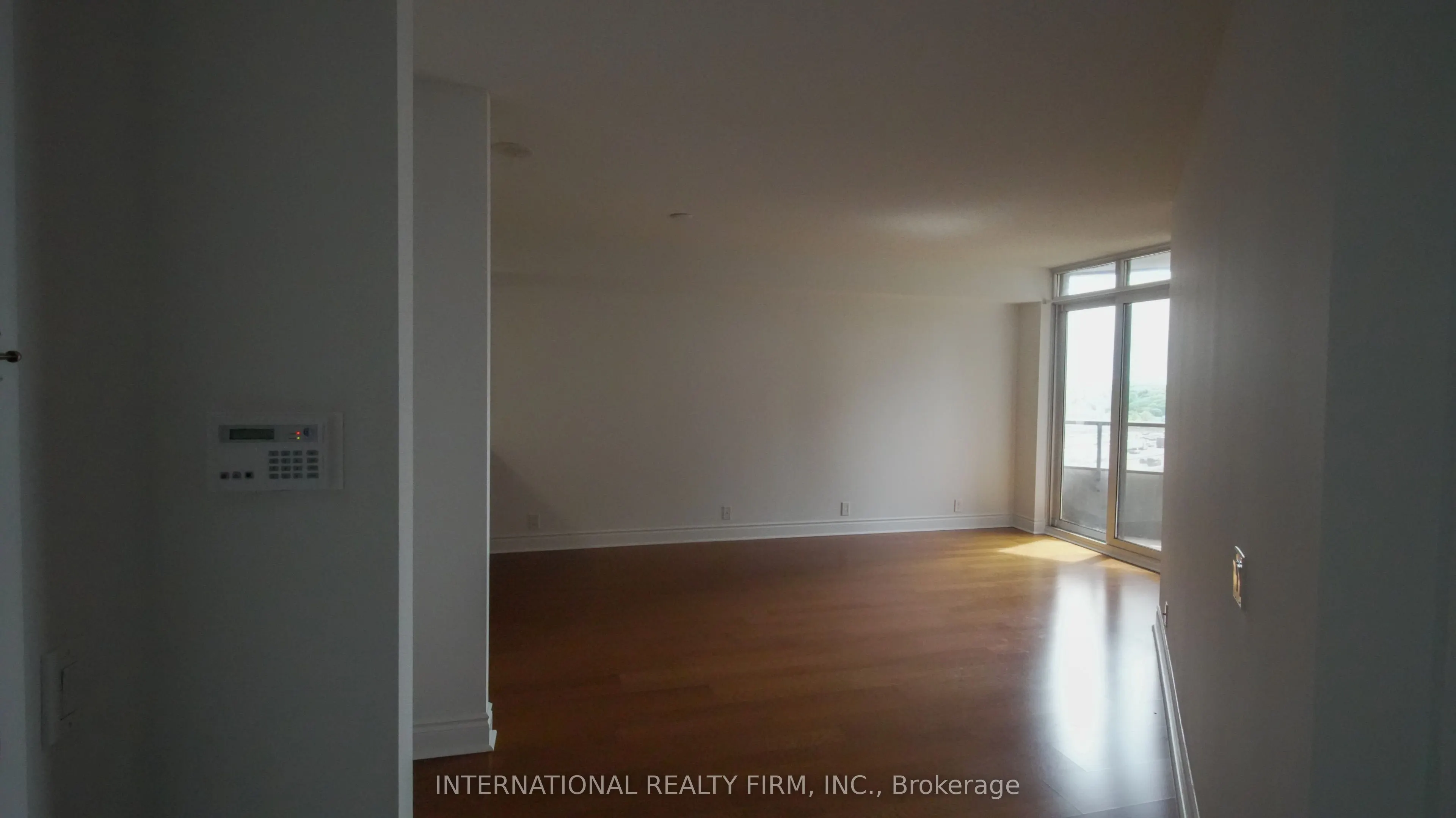 80 Harrison Garden Boulevard, #924