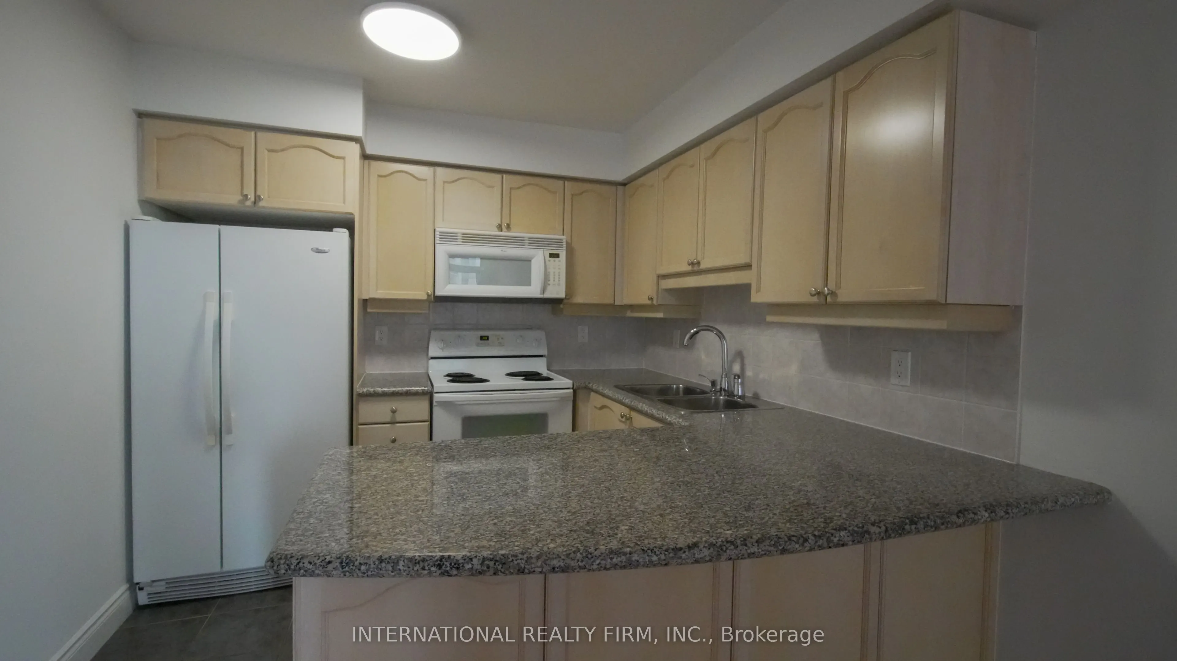 80 Harrison Garden Boulevard, #924
