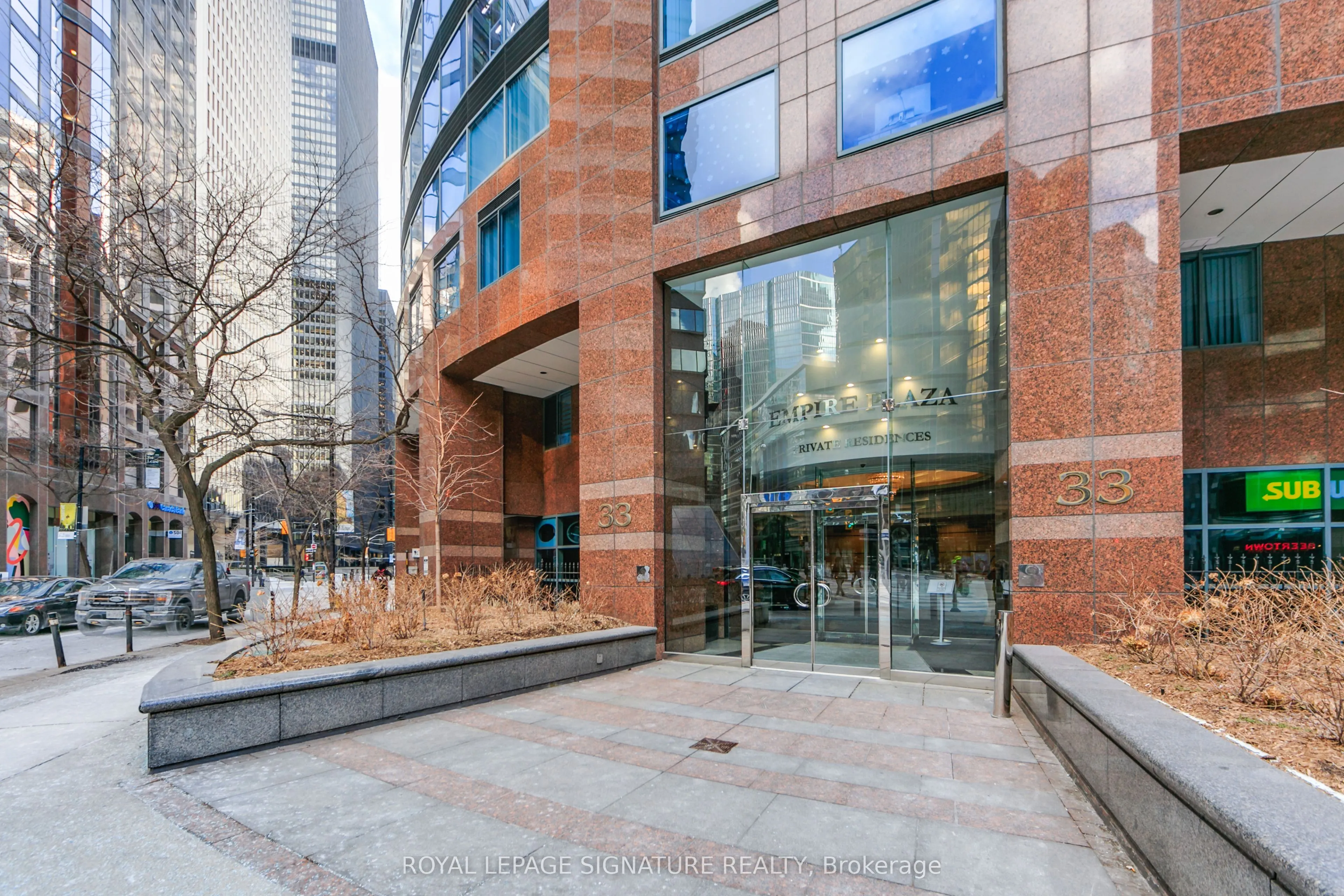 33 University Avenue, #605