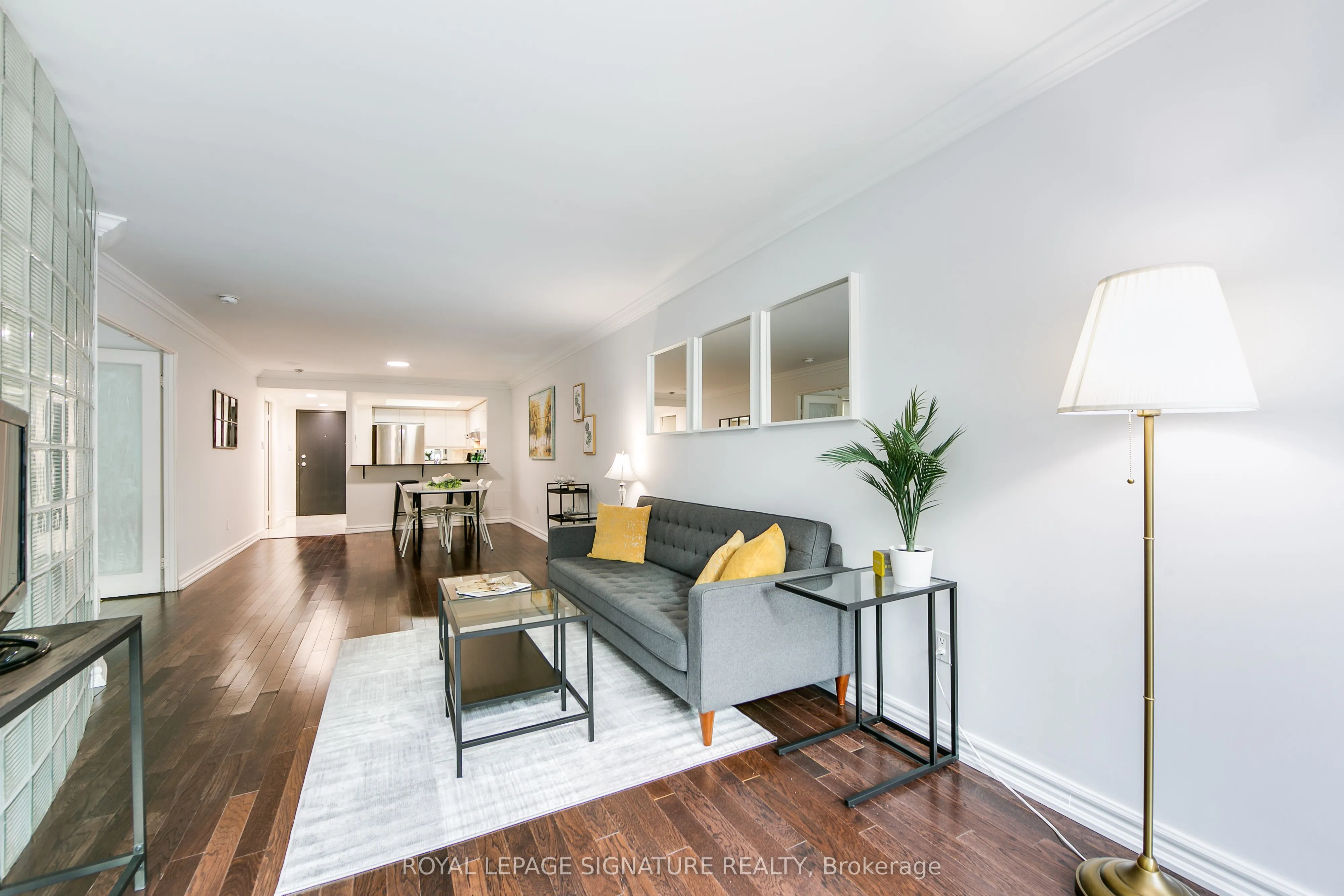 33 University Avenue, #605