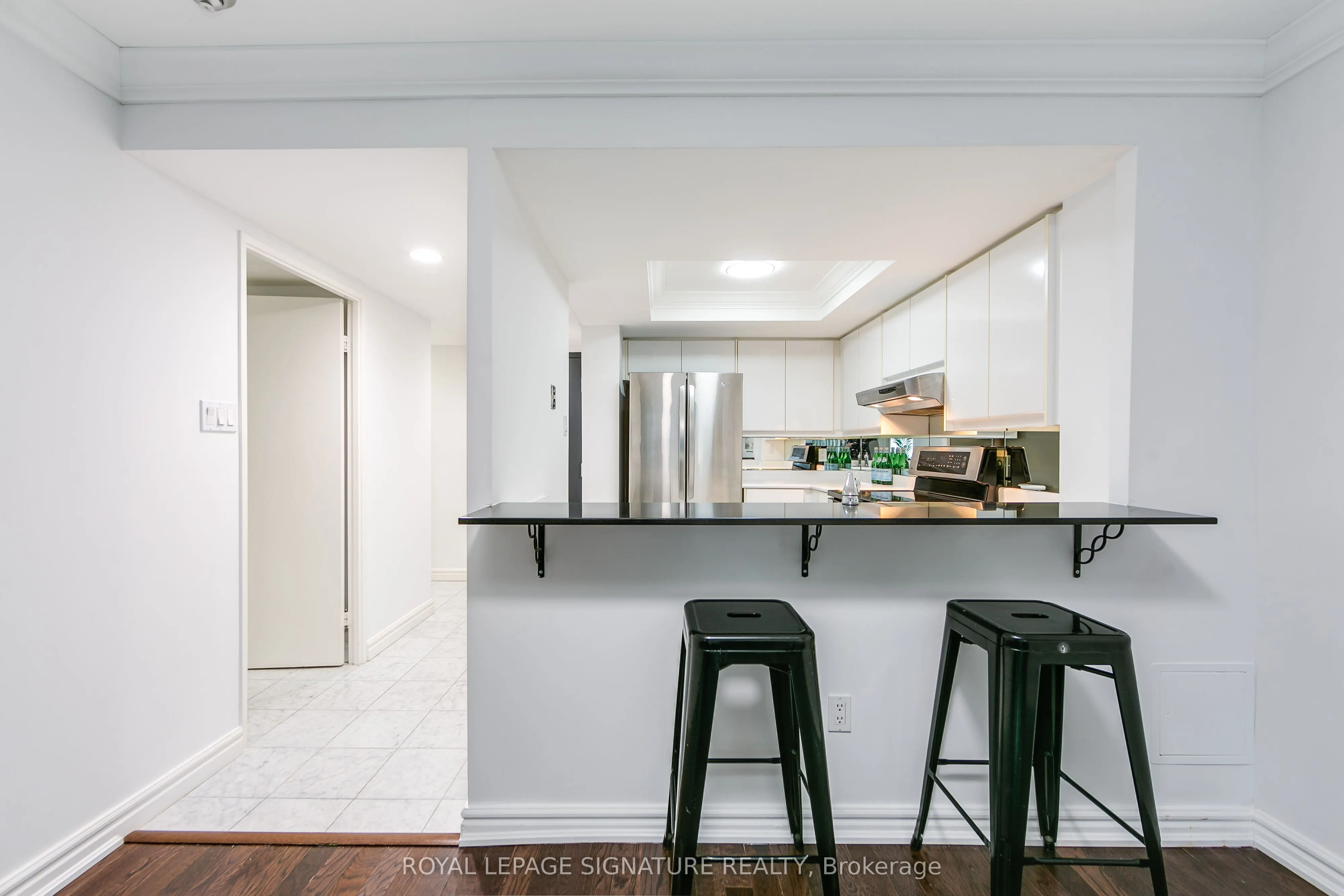 33 University Avenue, #605