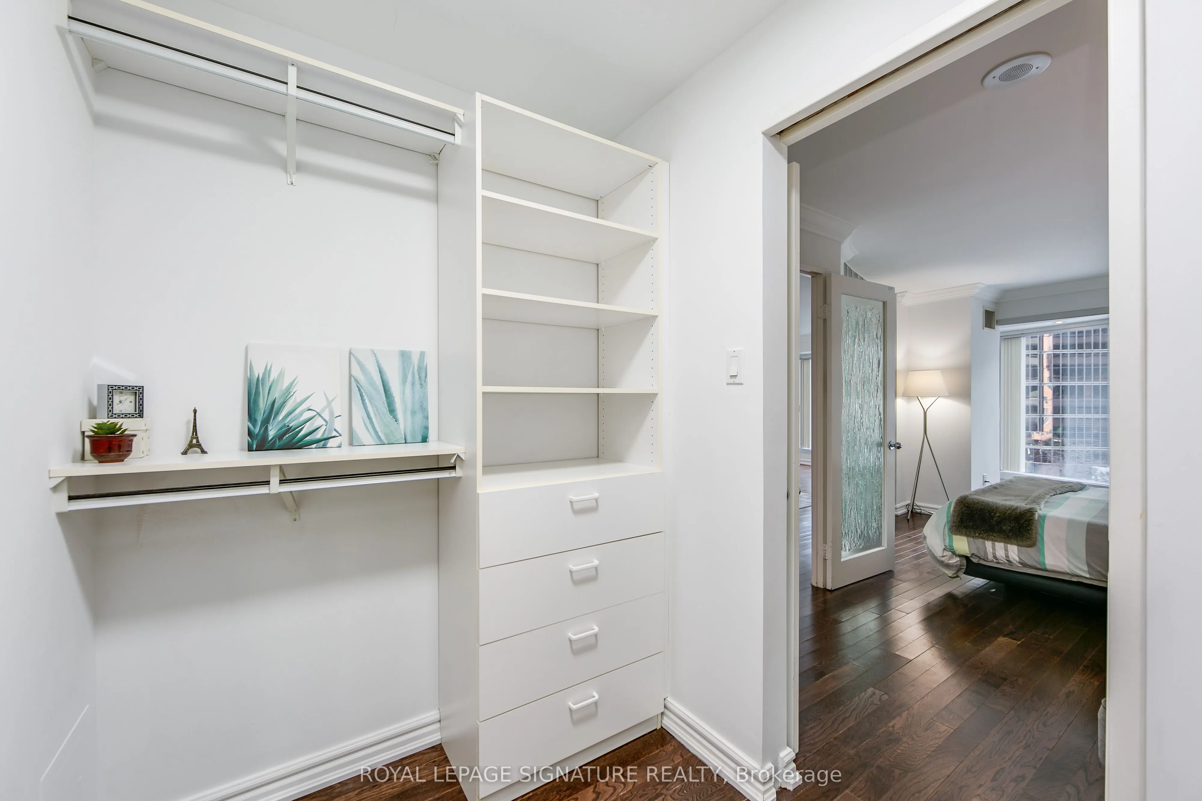 33 University Avenue, #605