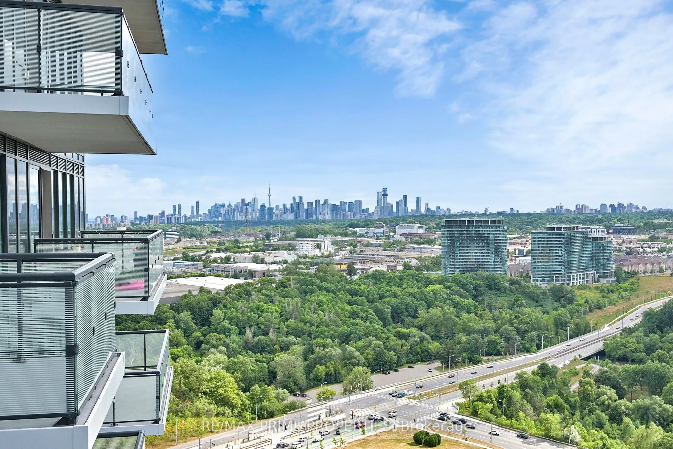 30 Inn On The Park Drive, #2401