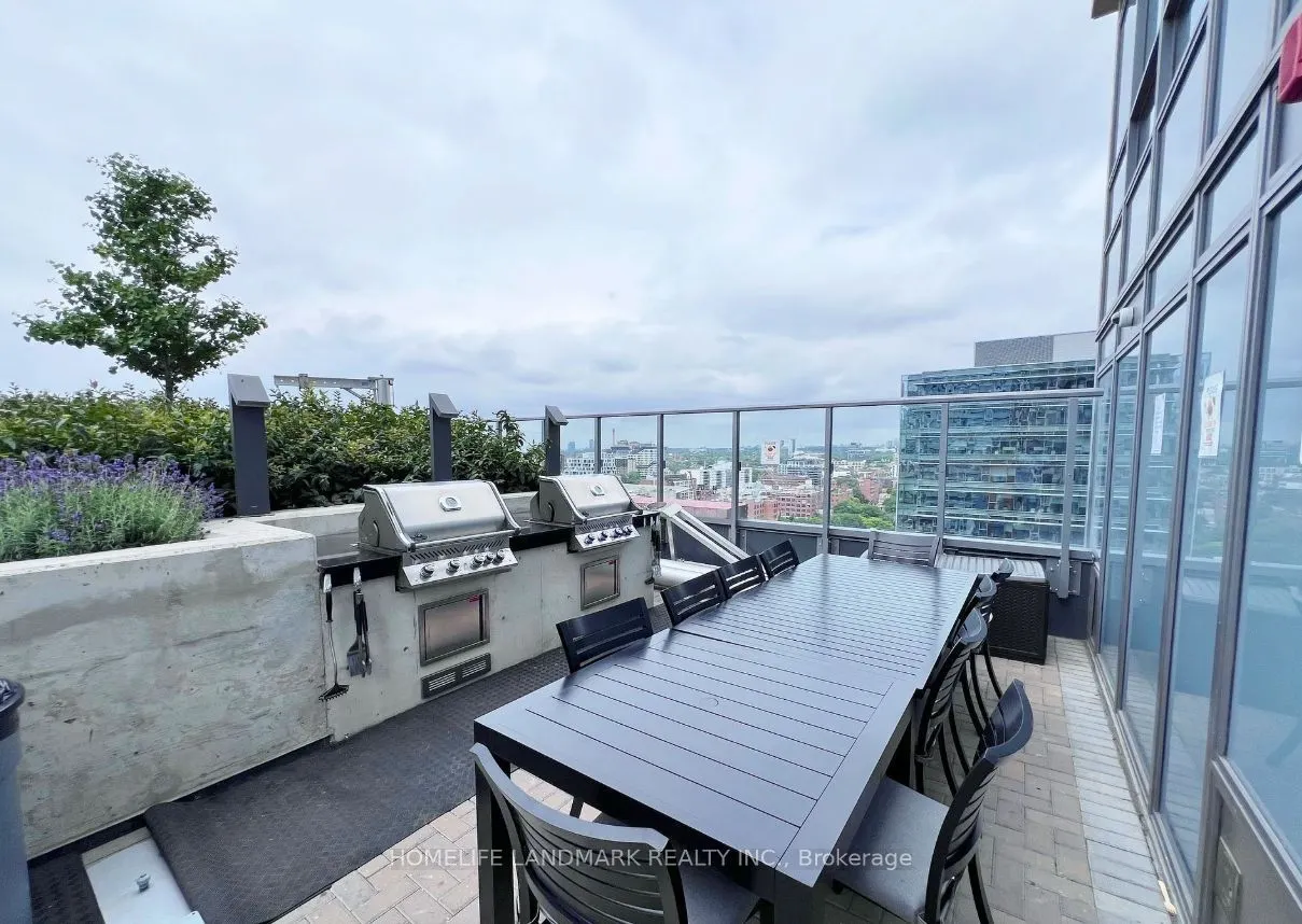 108 Peter Street, #1318