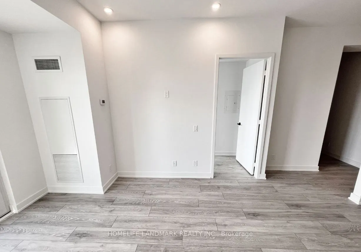 108 Peter Street, #1318