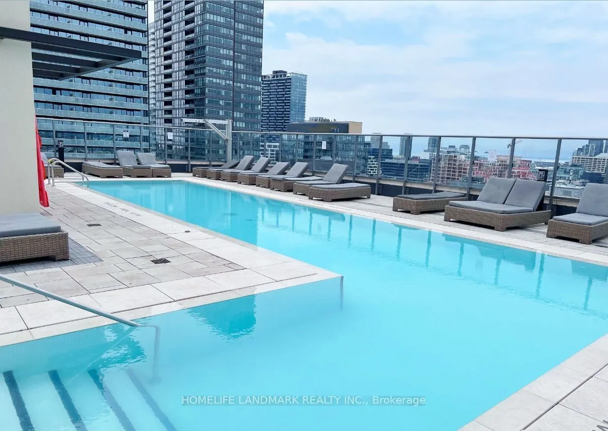 108 Peter Street, #1318