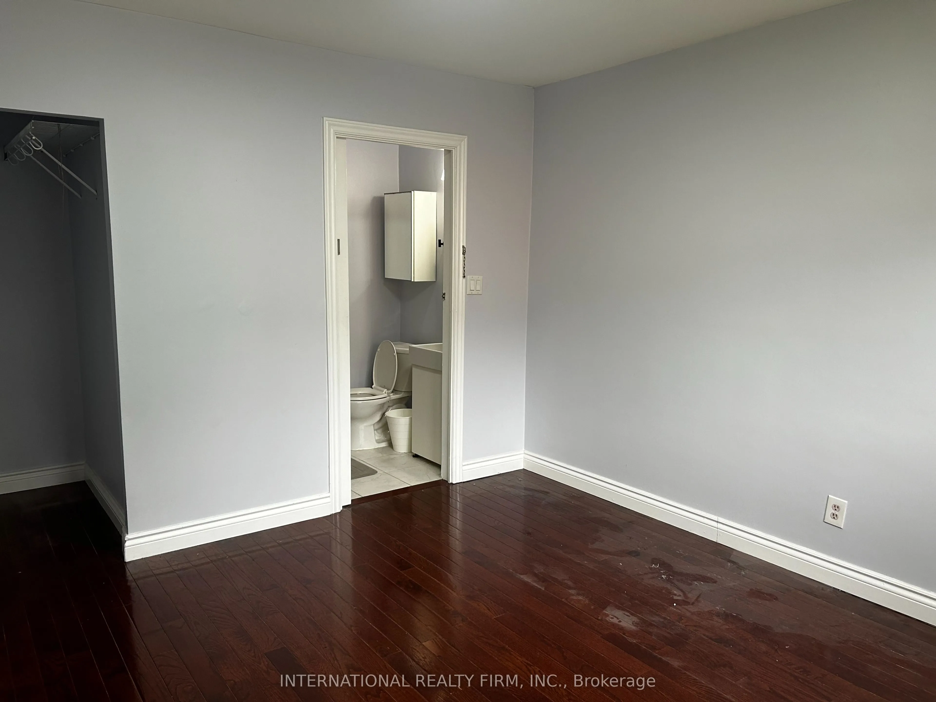 14 Reiber Crescent