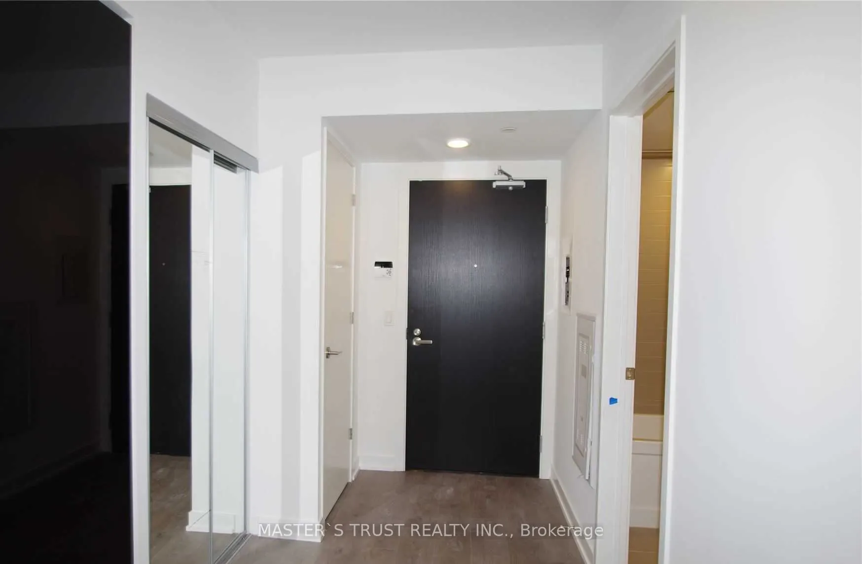 501 Yonge Street, #1905