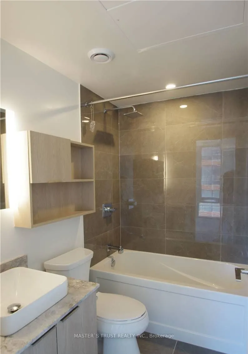 501 Yonge Street, #1905