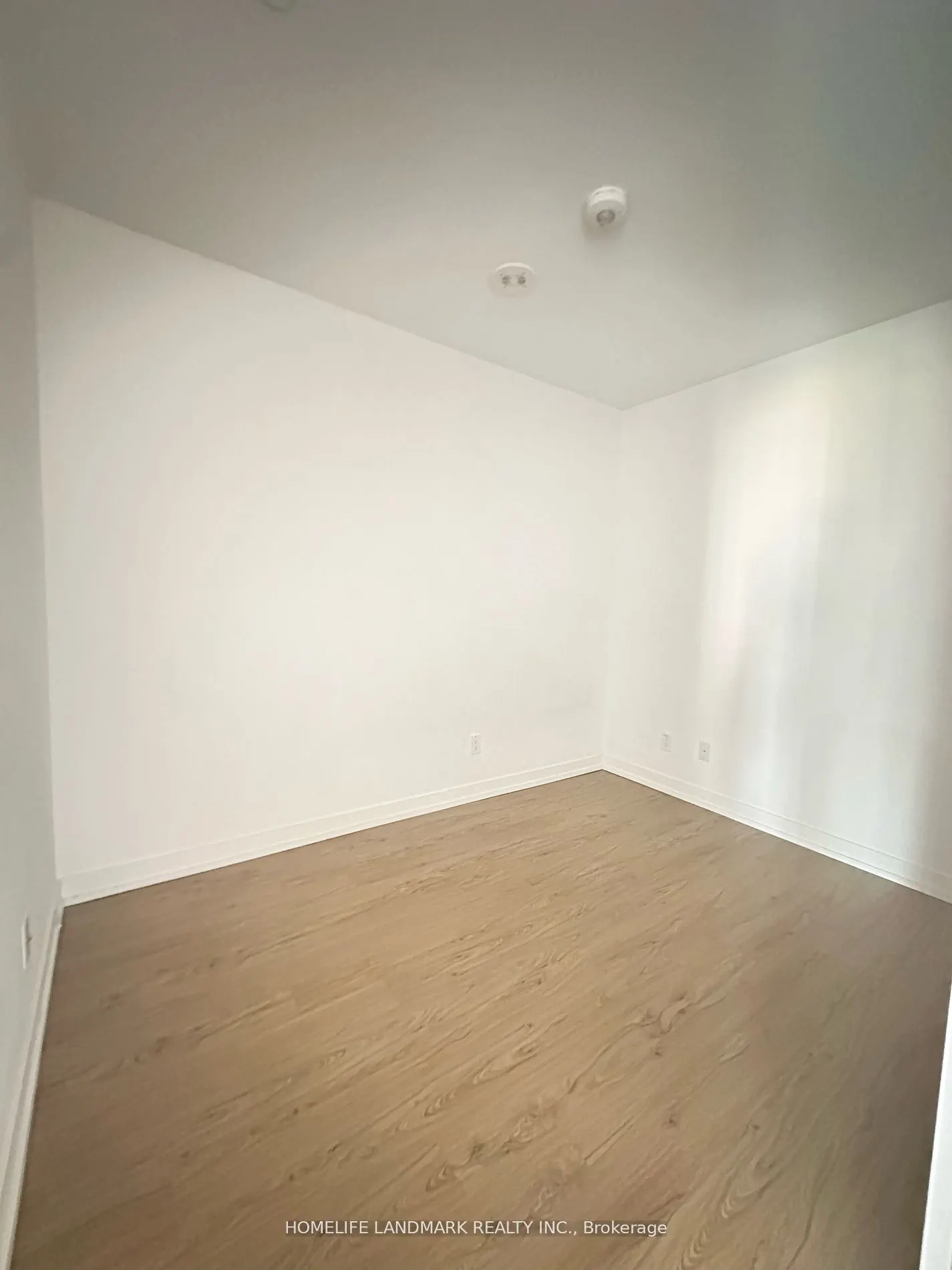 85 Wood Street, #815