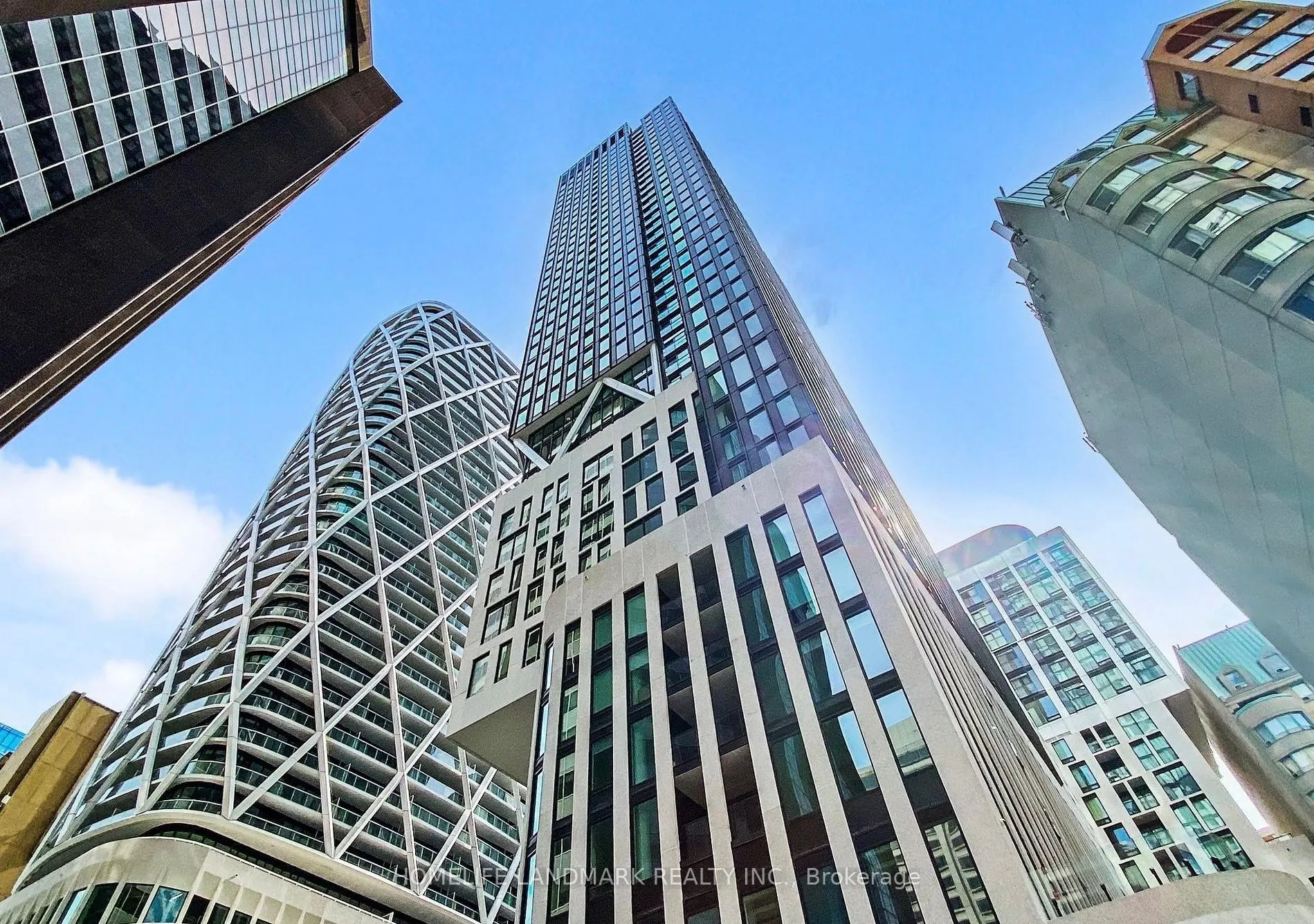 230 Simcoe Street, #3011