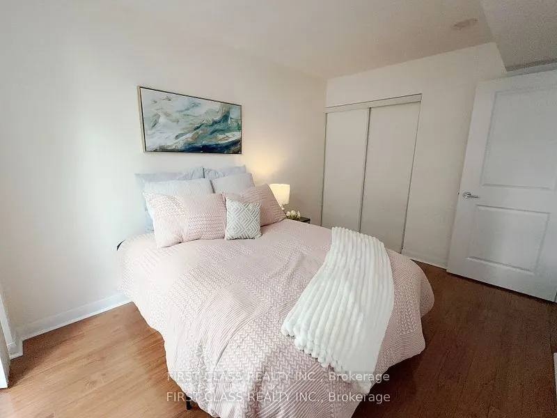 4968 Yonge Street, #1612