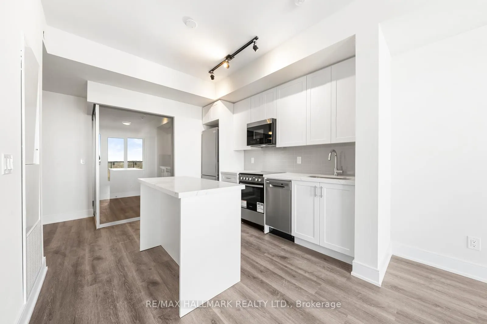 15 Ellerslie Avenue, #3001