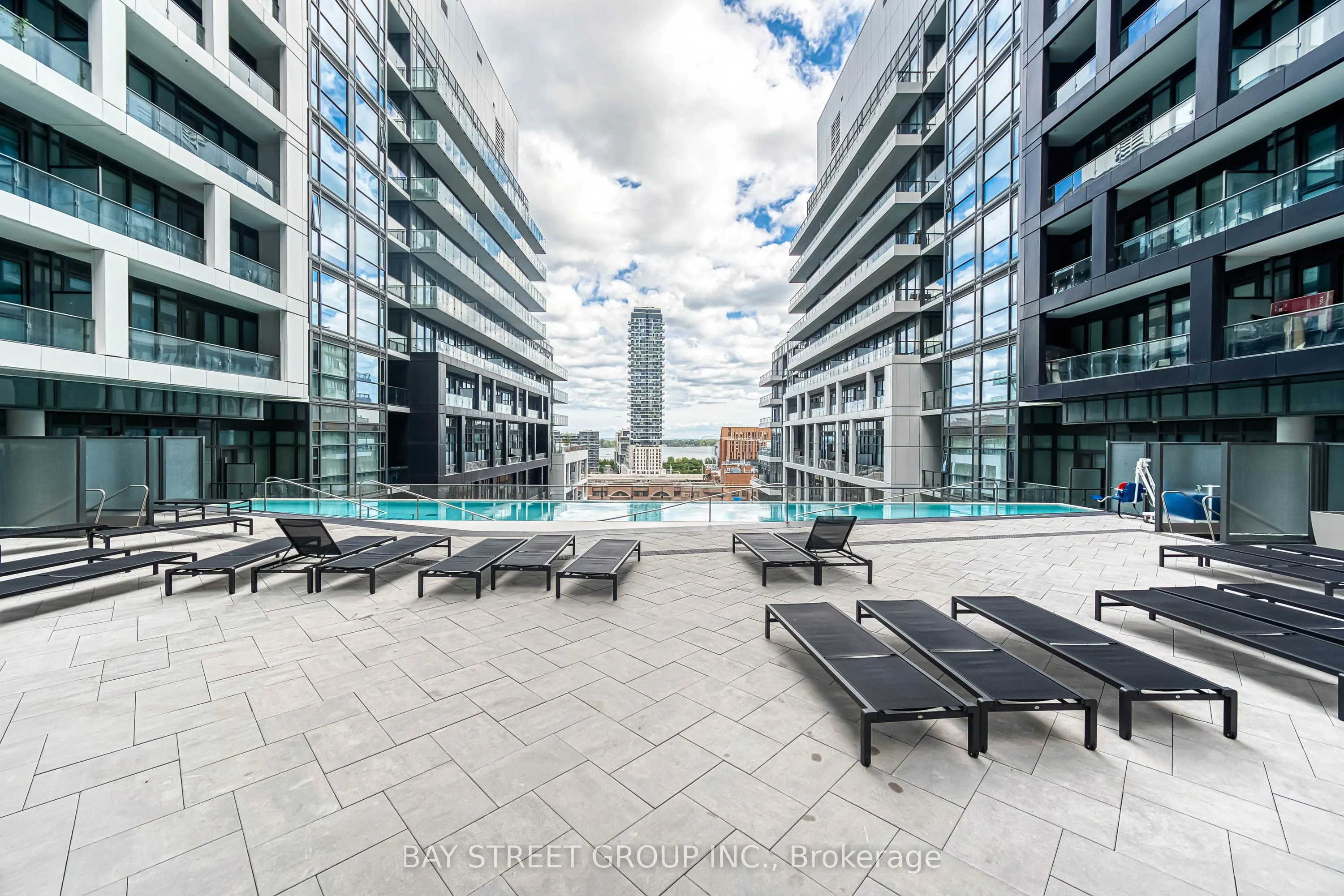 135 Lower Sherbourne Street, #665B