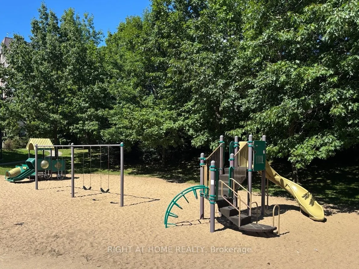27 Rean Drive, #506