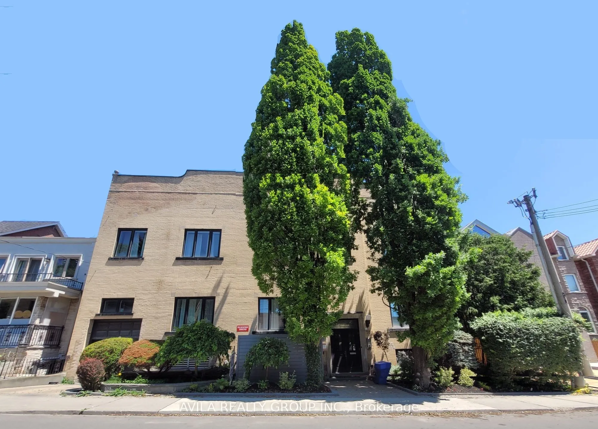 75 Markham Street, #7