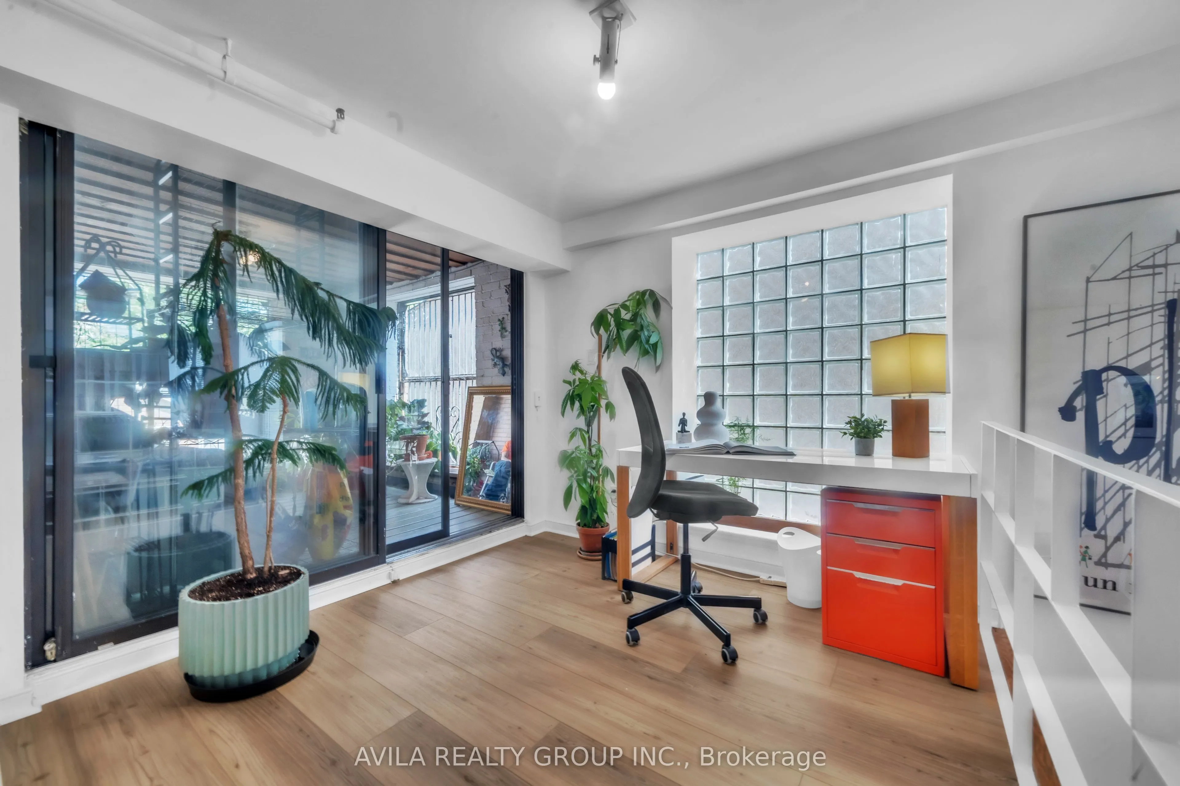 75 Markham Street, #7