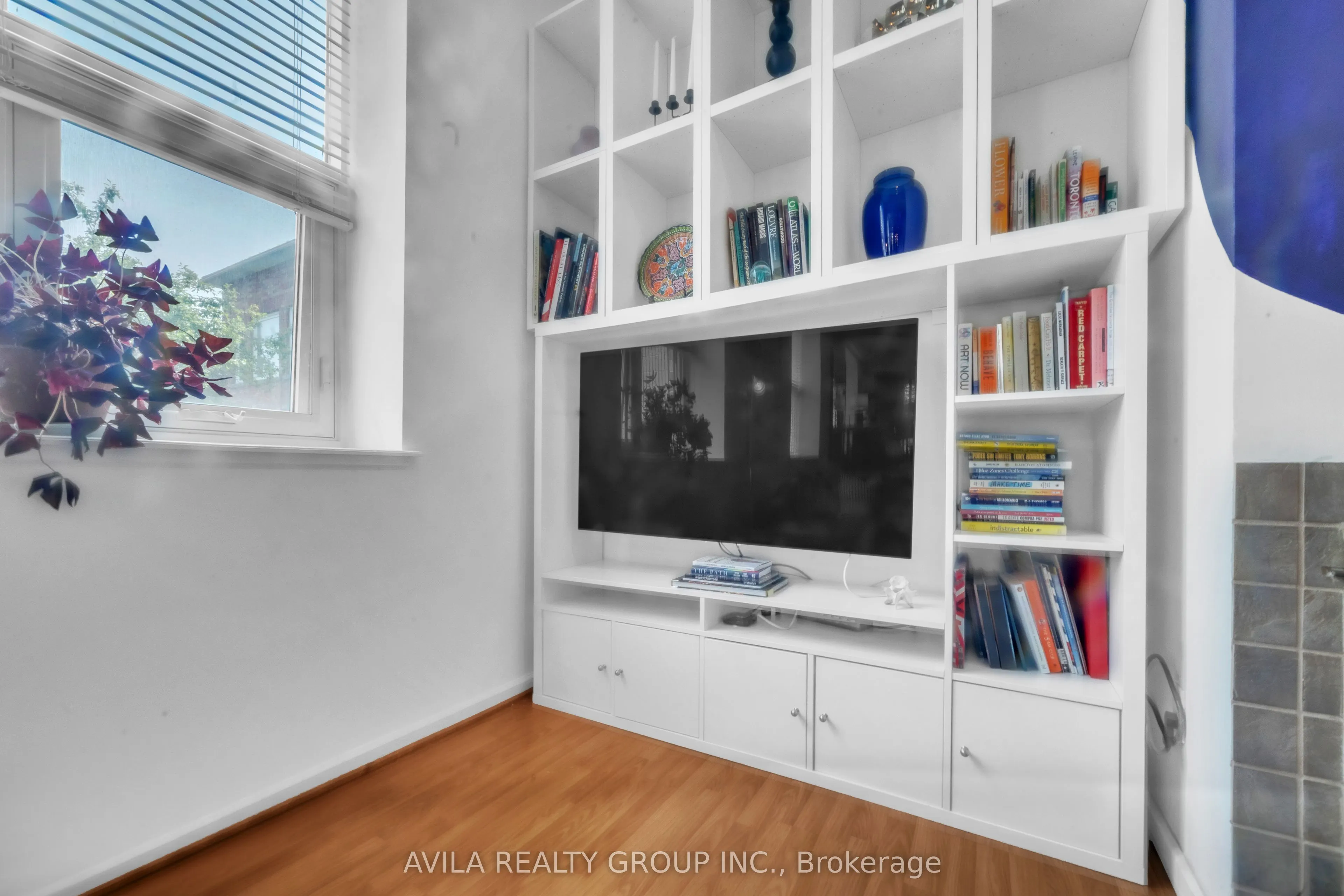 75 Markham Street, #7