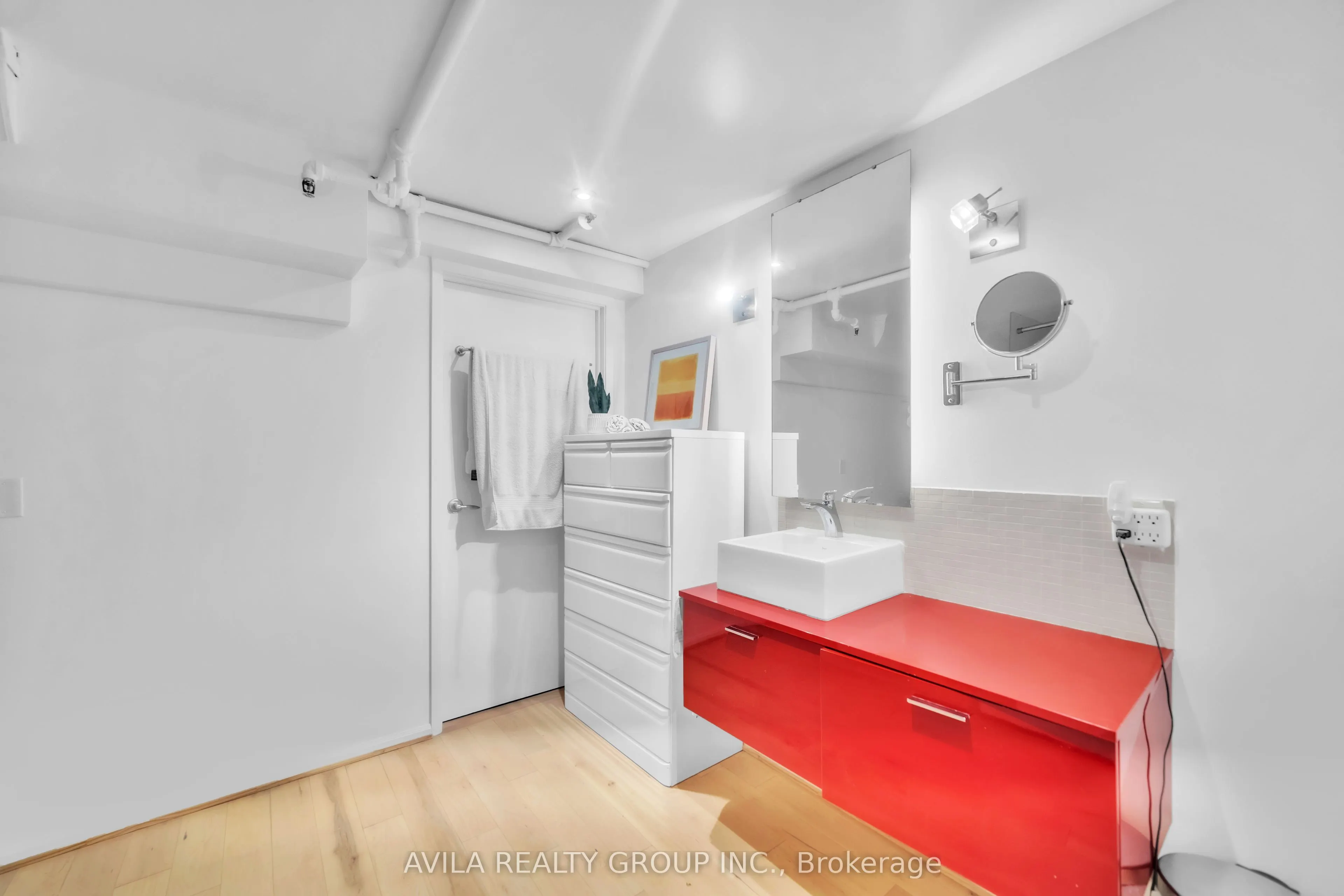 75 Markham Street, #7