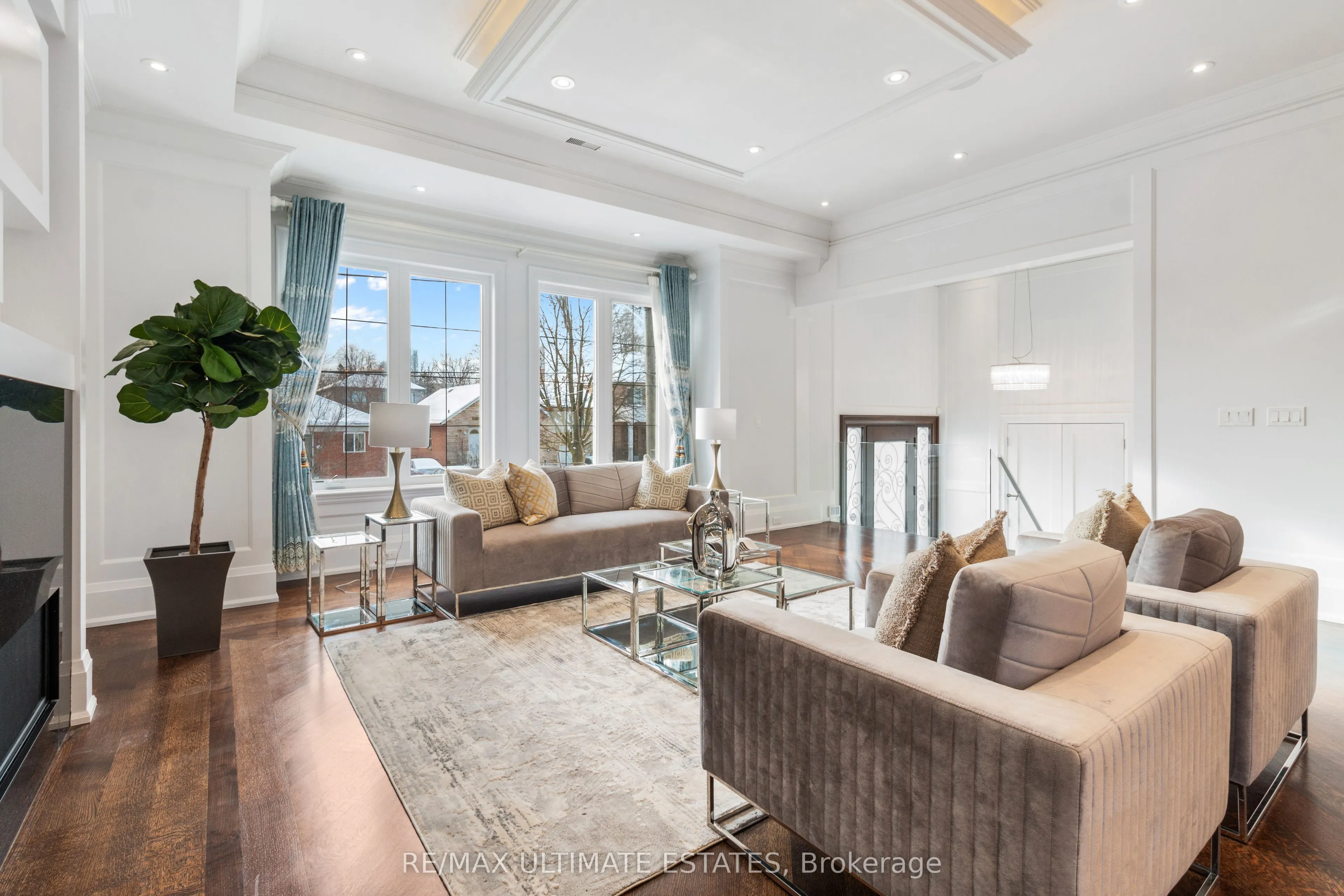 26 Madawaska Avenue