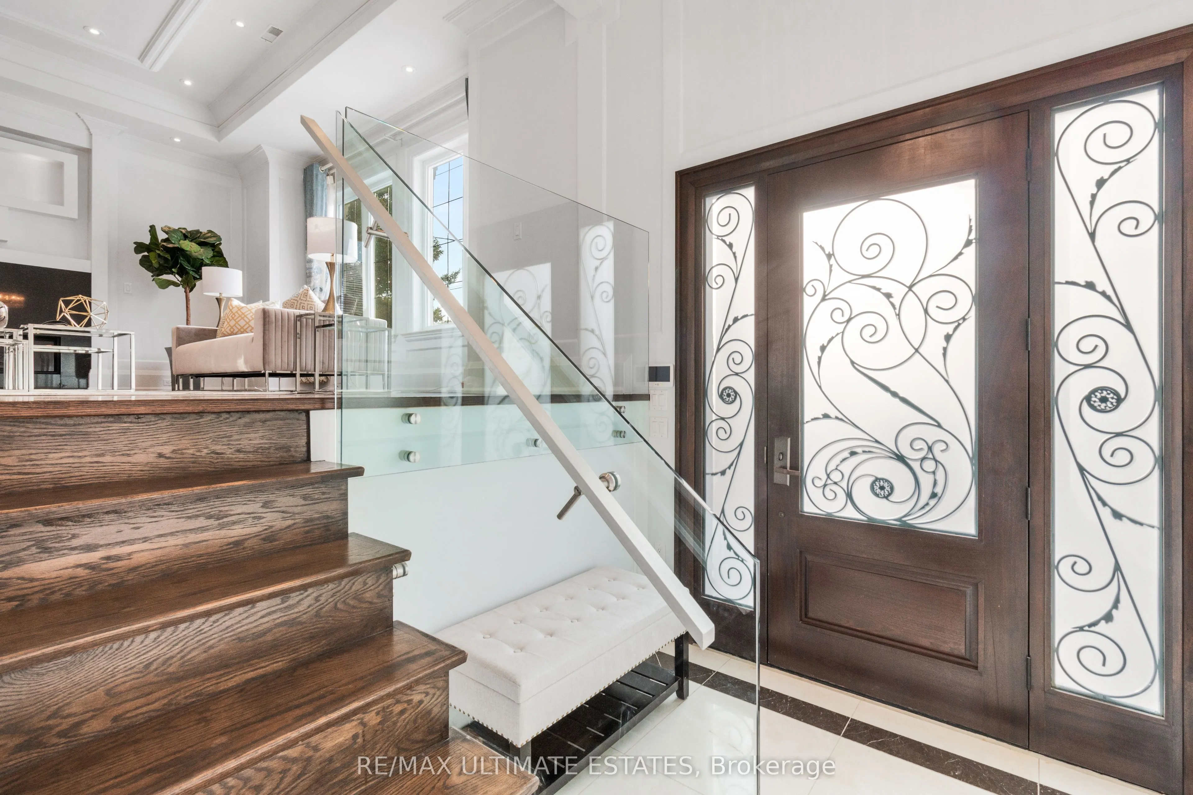 26 Madawaska Avenue