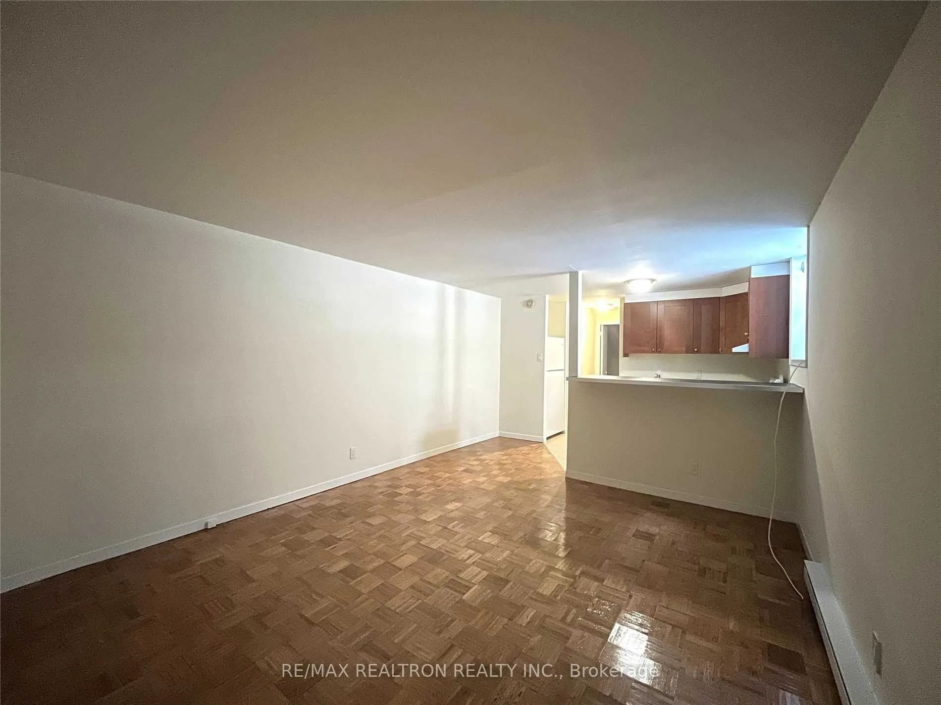 485 Oriole Parkway, #A