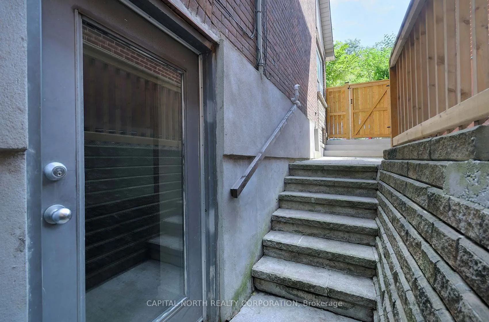 604 Lauder Avenue