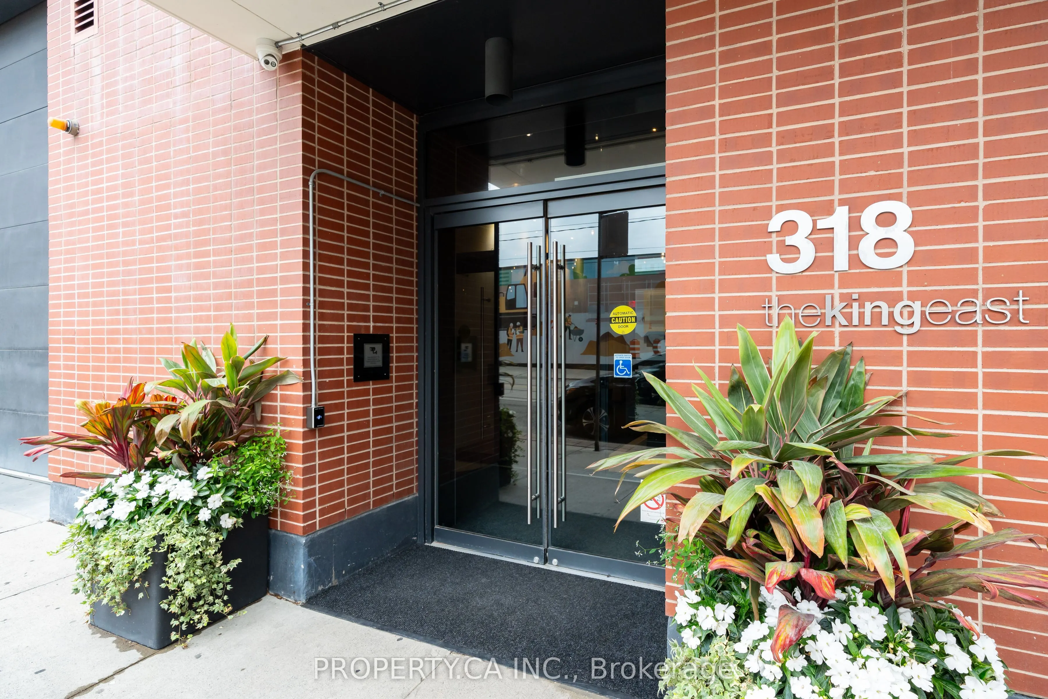 318 King Street E, #408