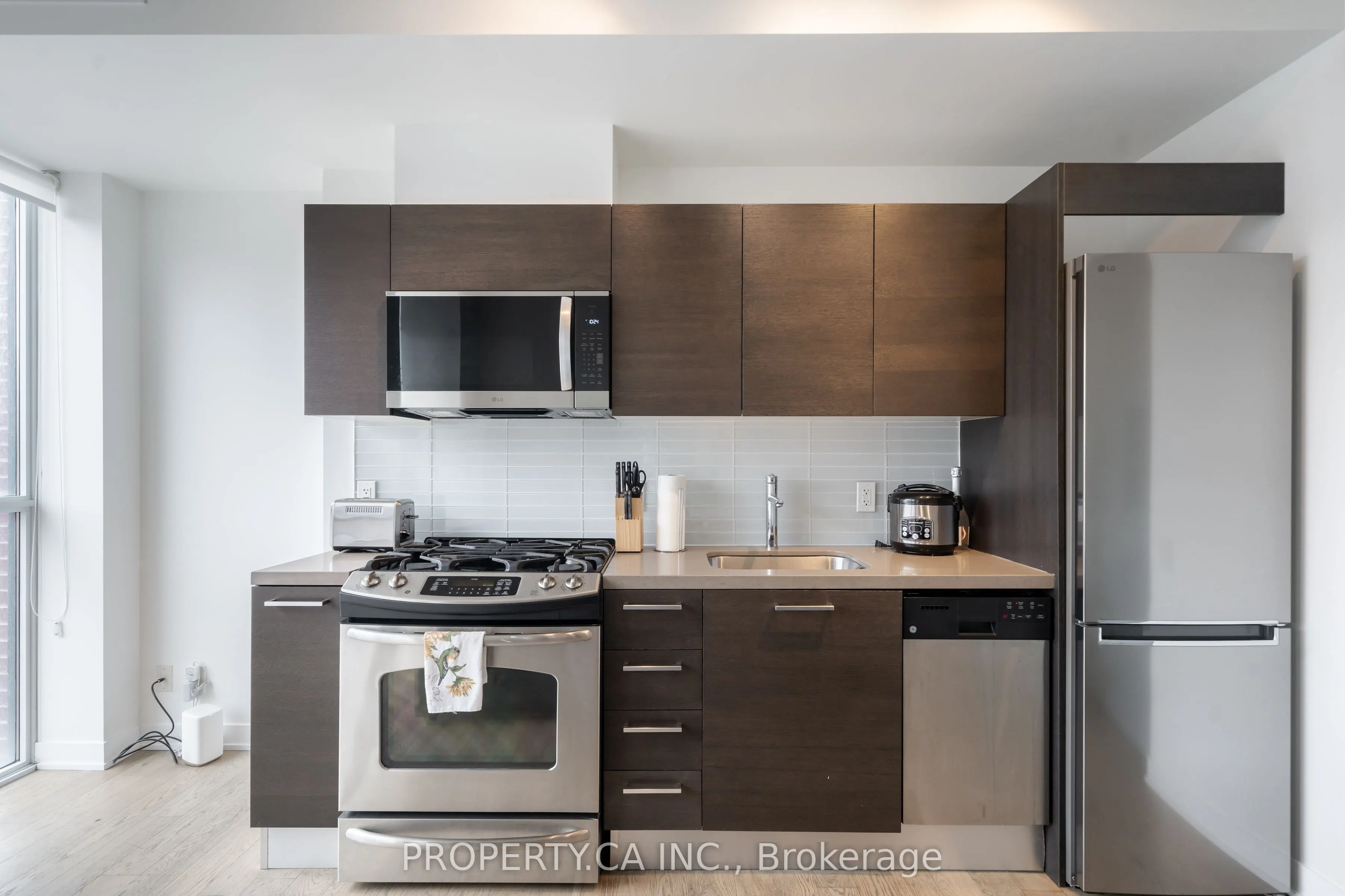 318 King Street E, #408