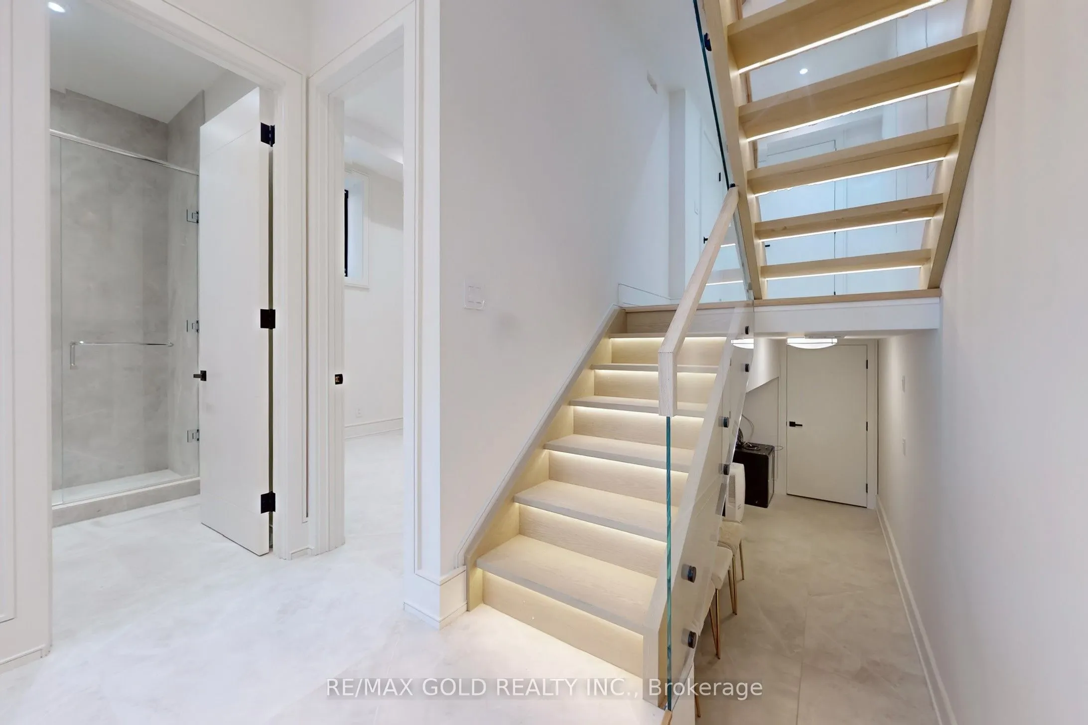 359 Cranbrooke Avenue