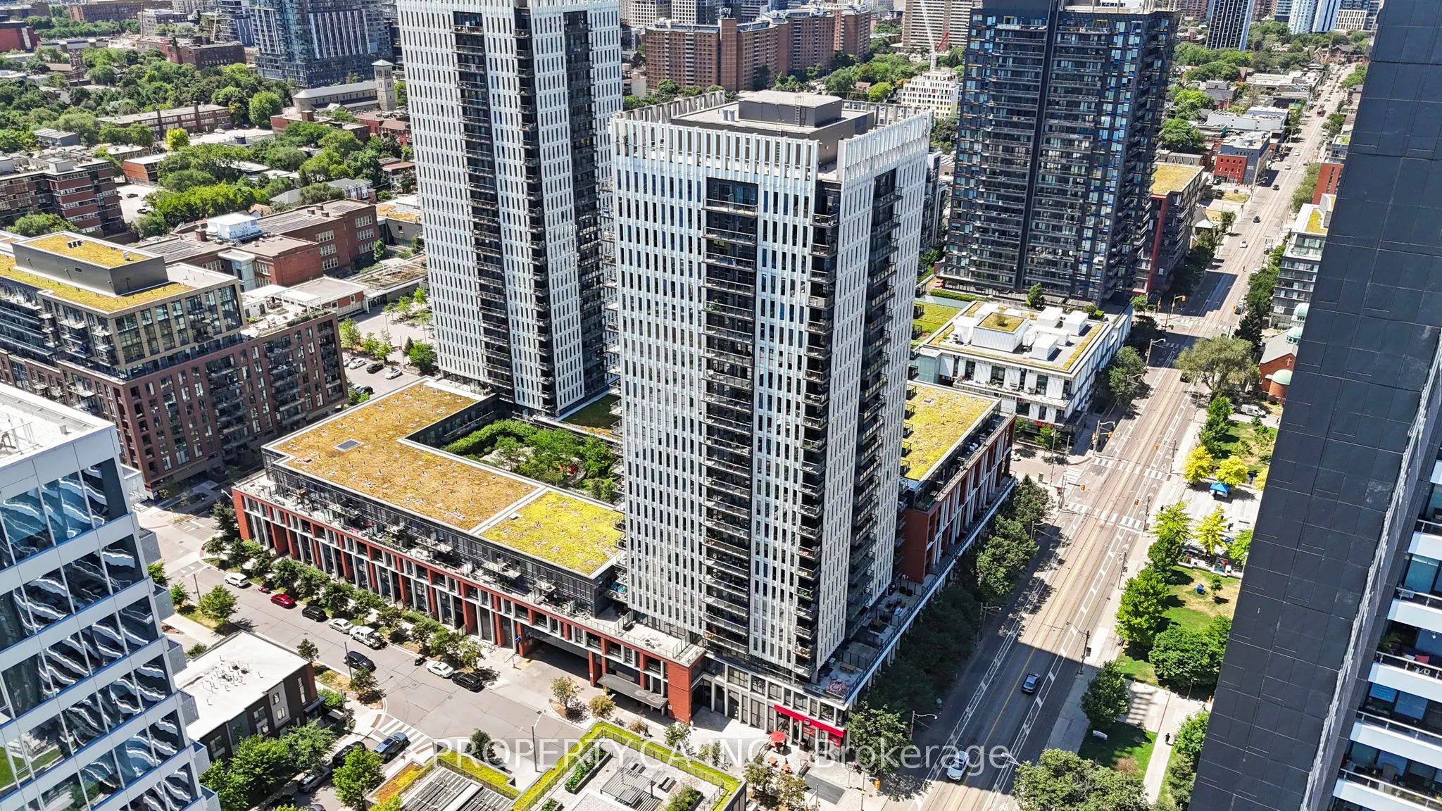 170 Sumach Street, #2212