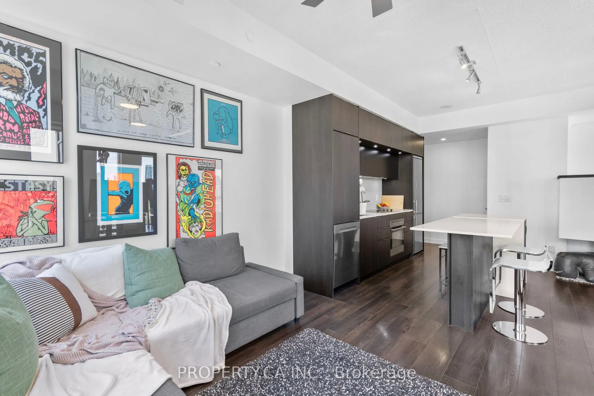 170 Sumach Street, #2212