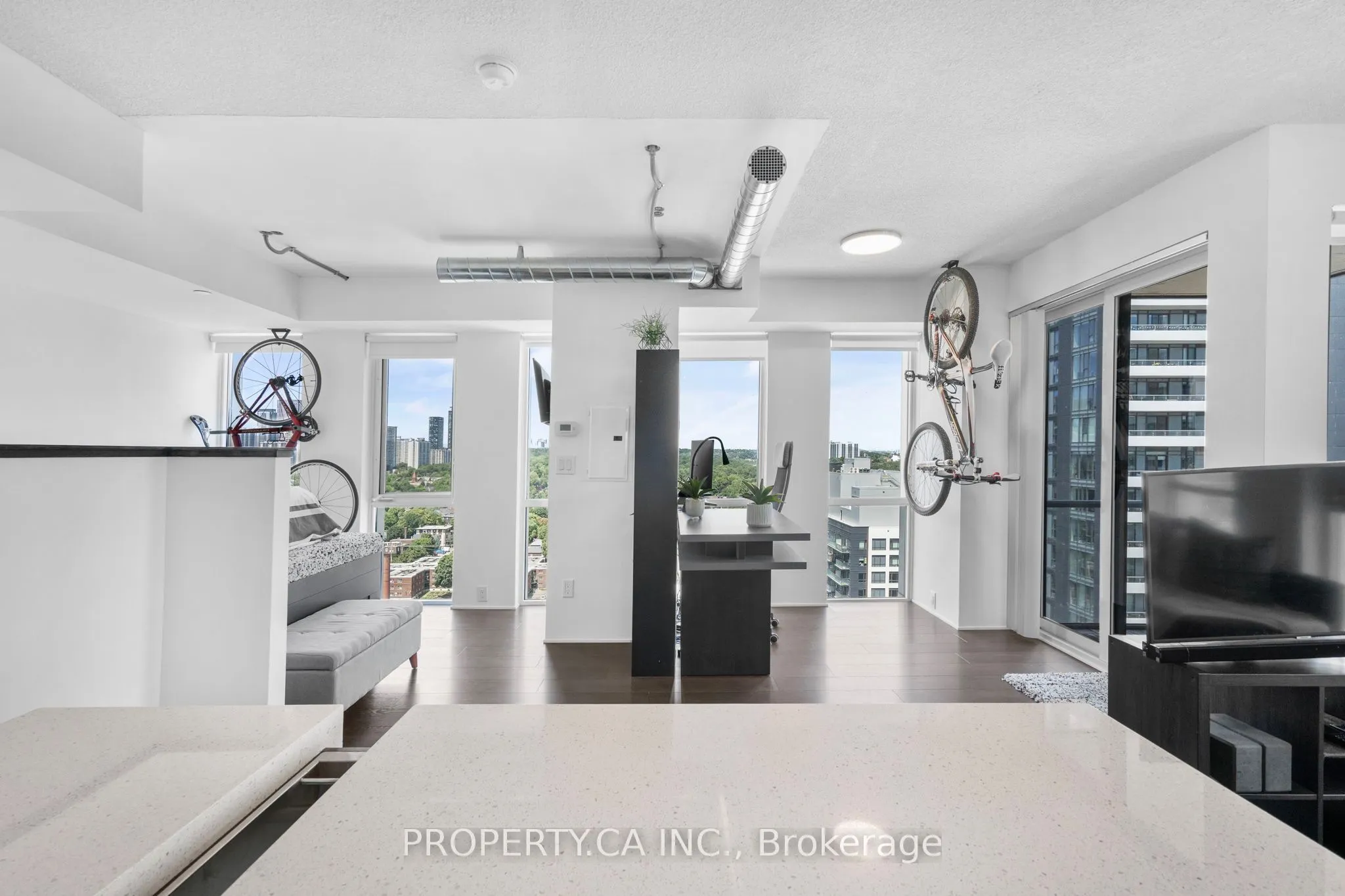 170 Sumach Street, #2212