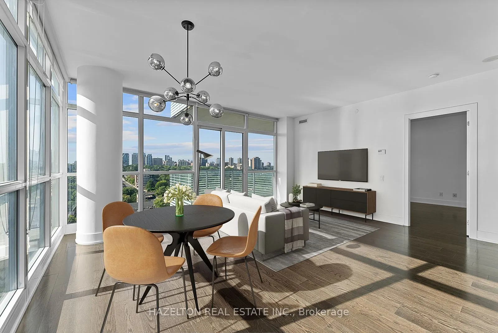 170 Avenue Road, #1605