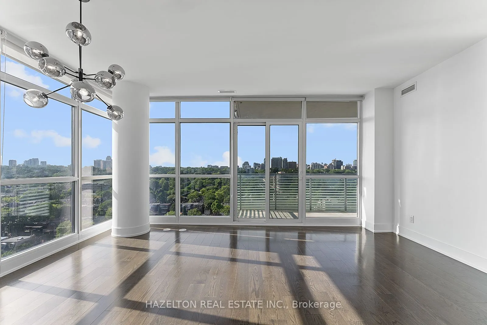 170 Avenue Road, #1605
