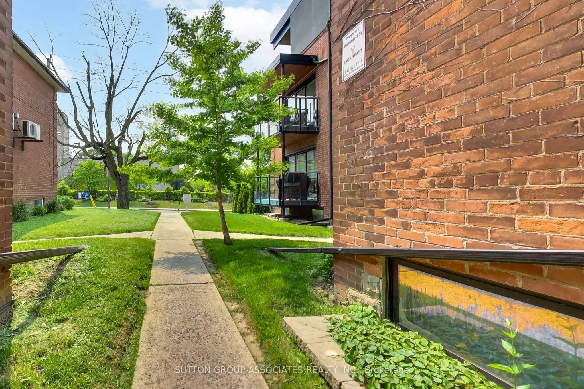 1733 Bathurst Street, #1A