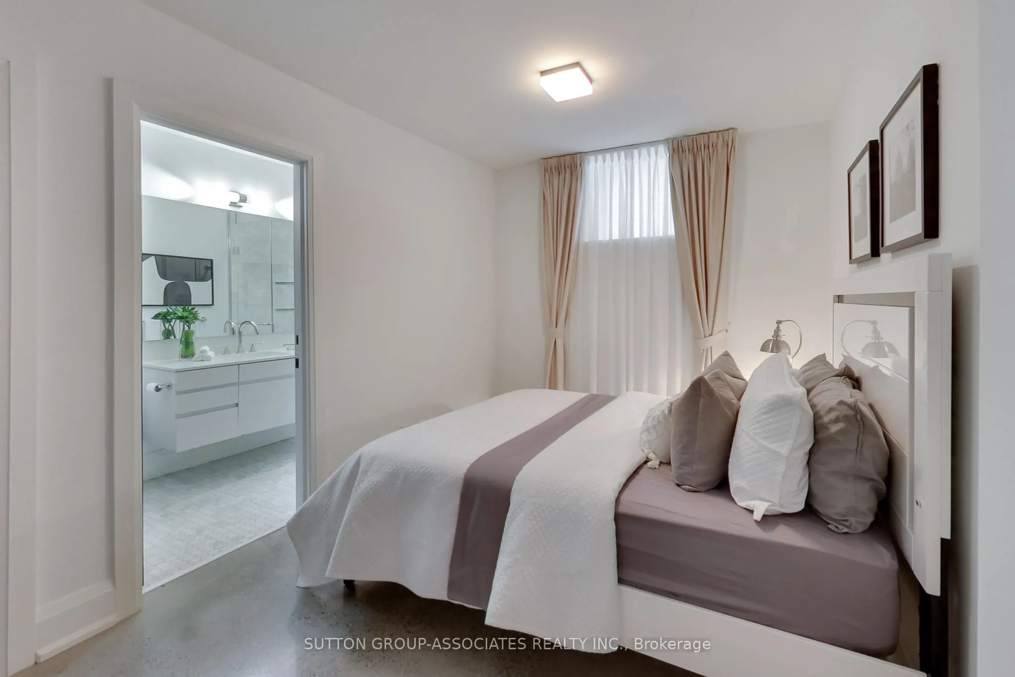 1733 Bathurst Street, #1A