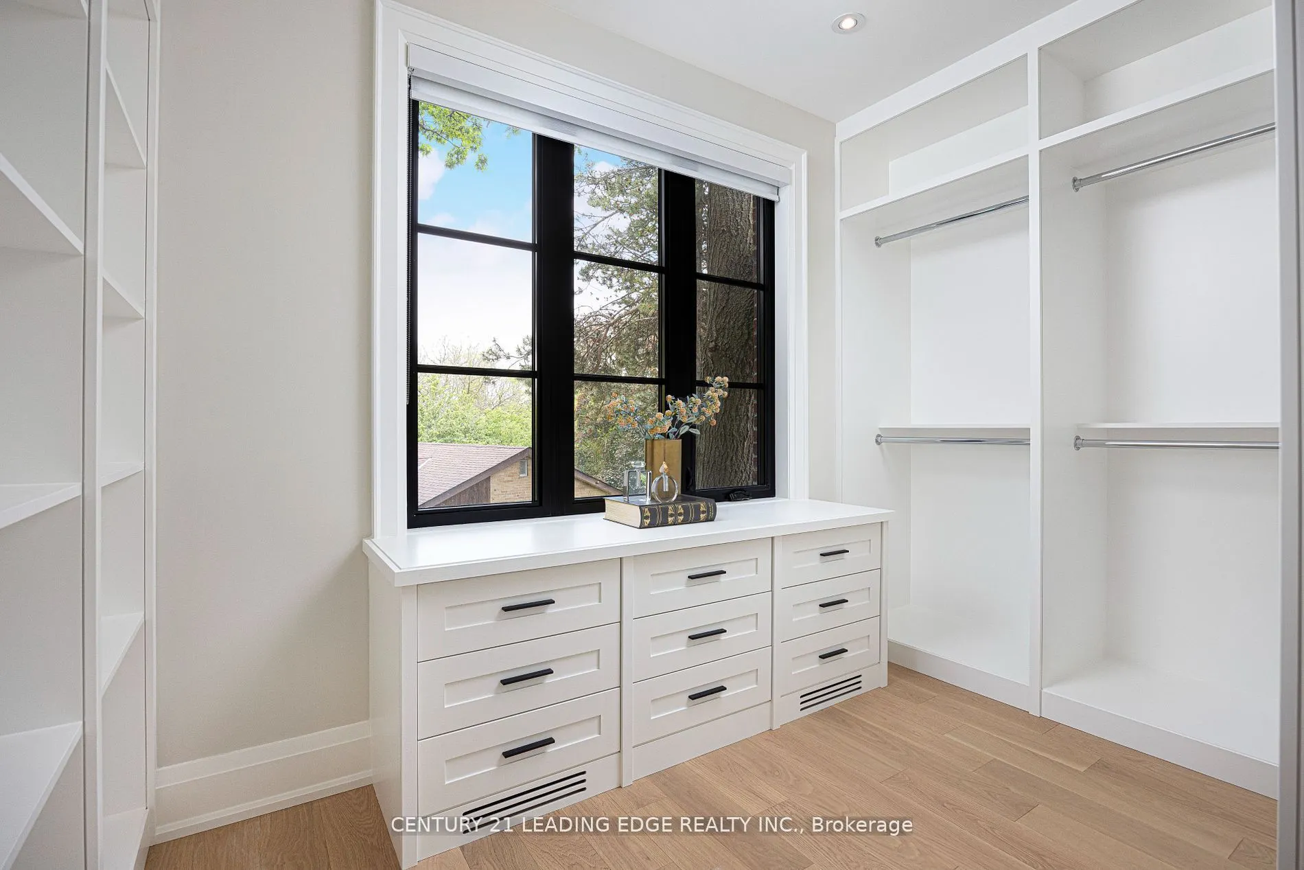 48 Tangmere Road