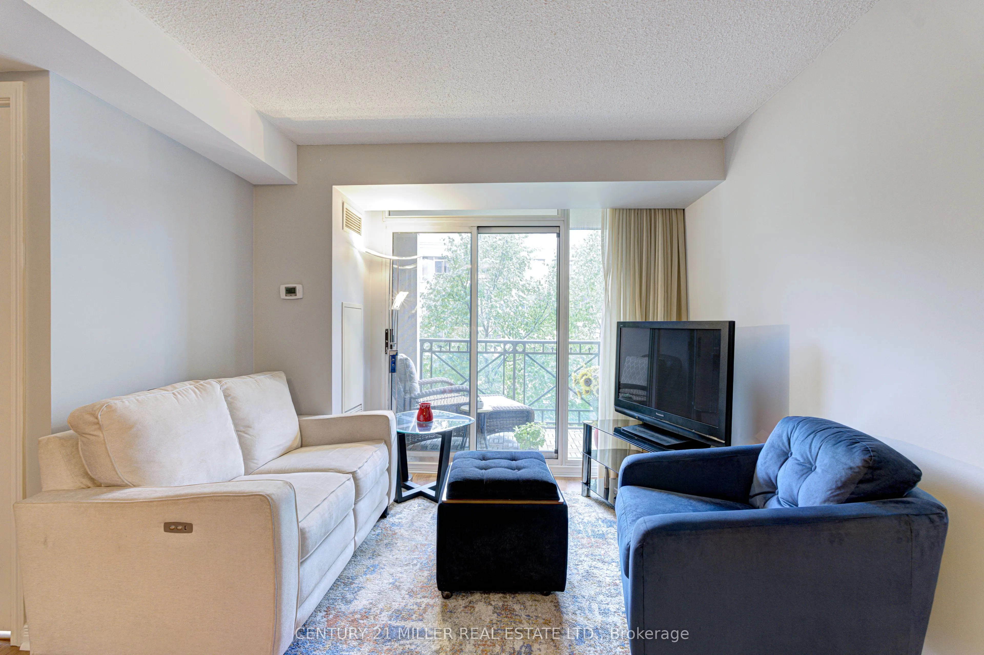205 The Donway W, #415