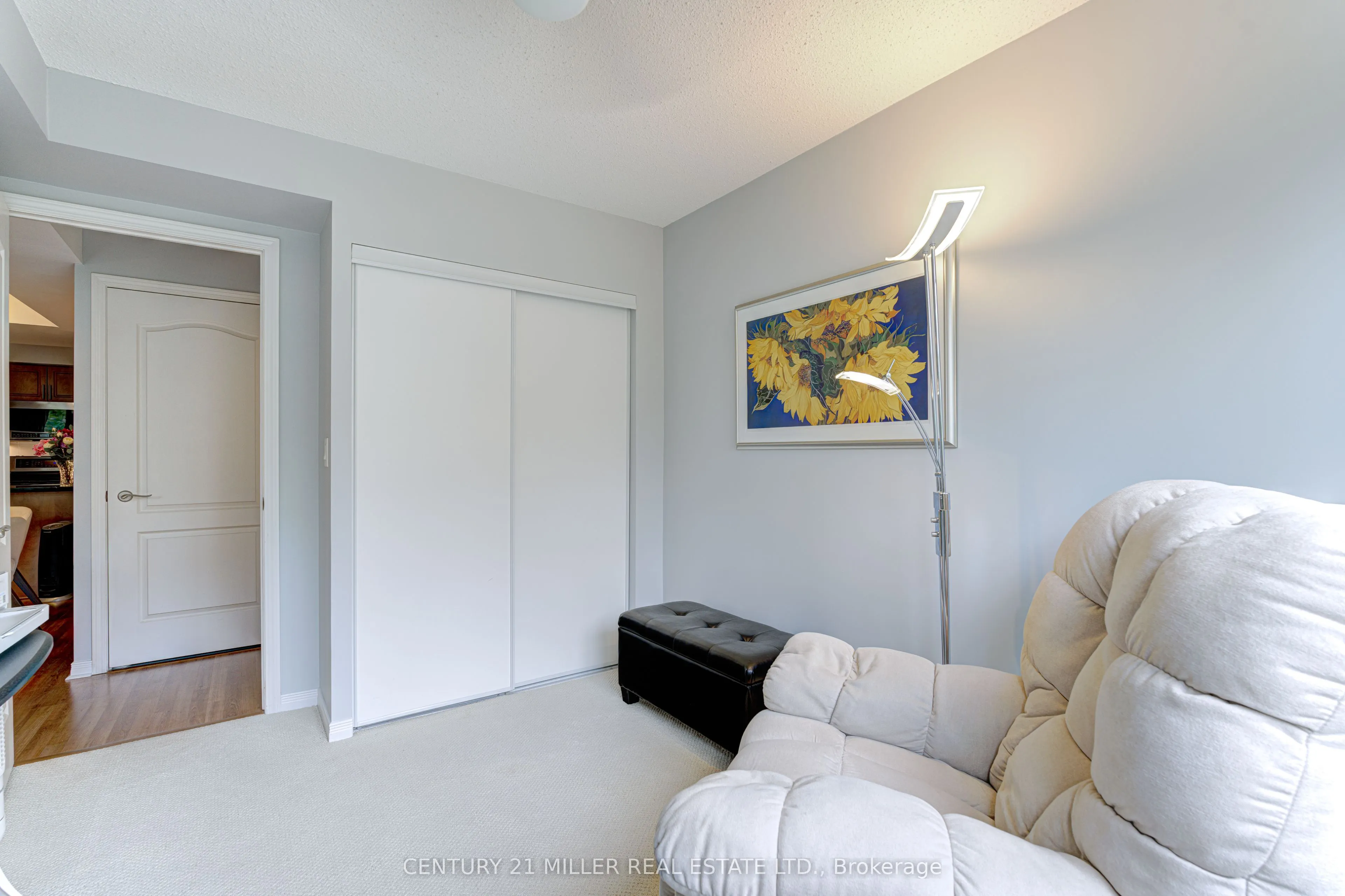 205 The Donway W, #415