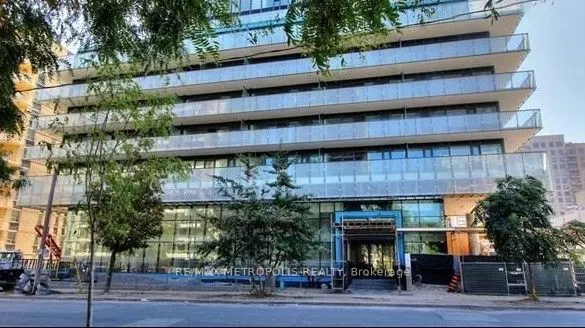 185 Roehampton Avenue, #301