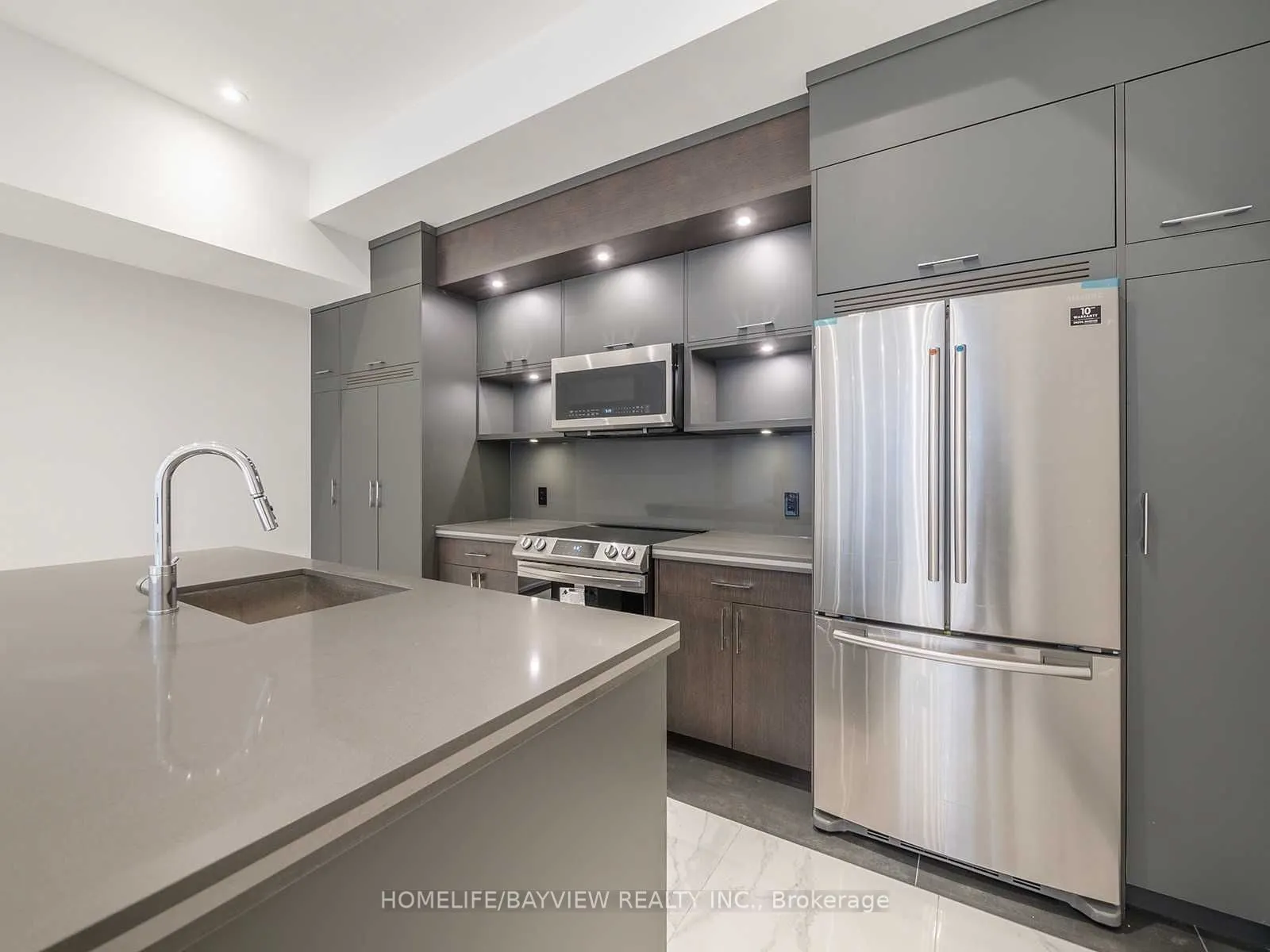 25 Glenborough Park Crescent