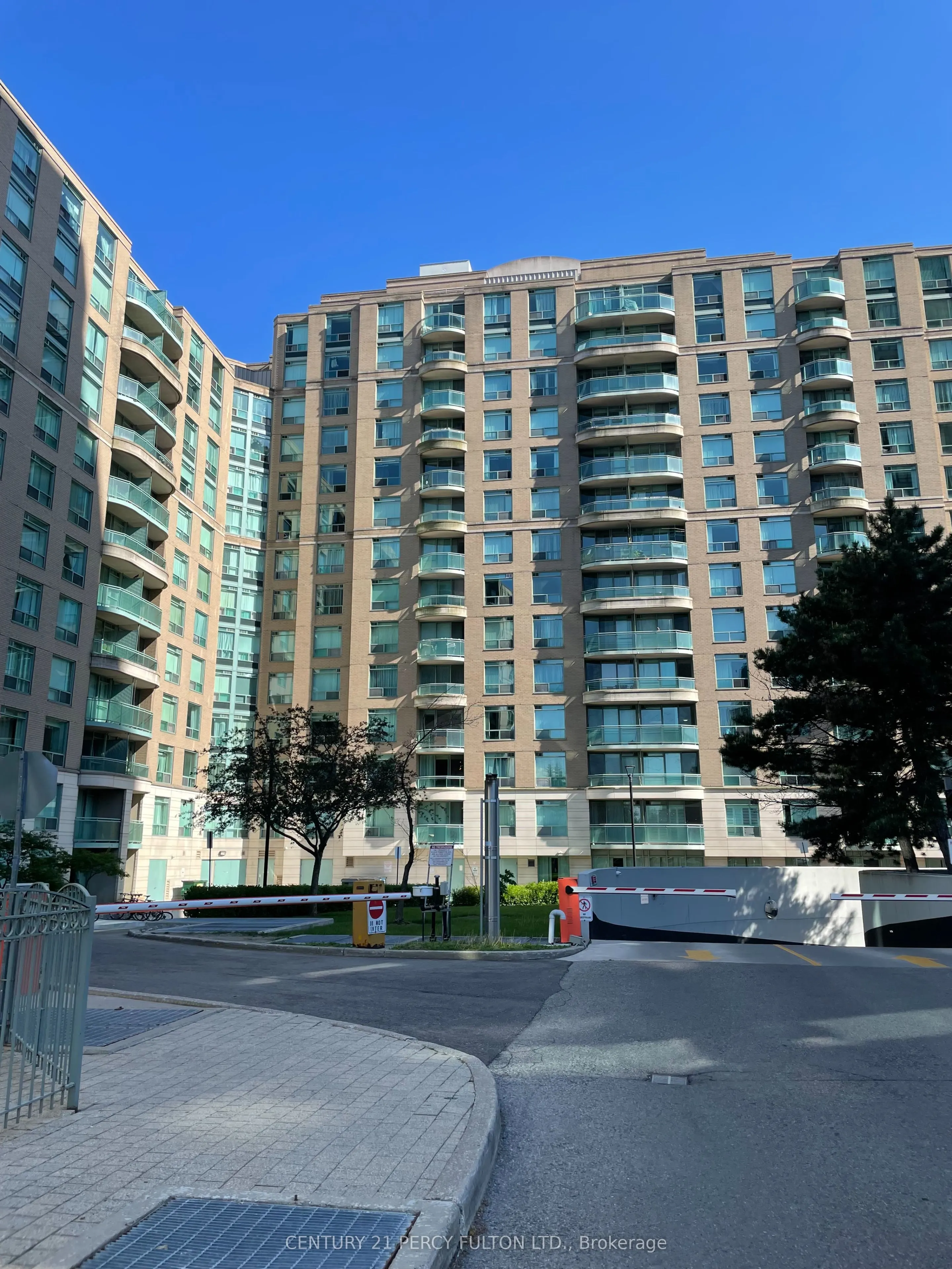 7 Bishop Avenue, #1703